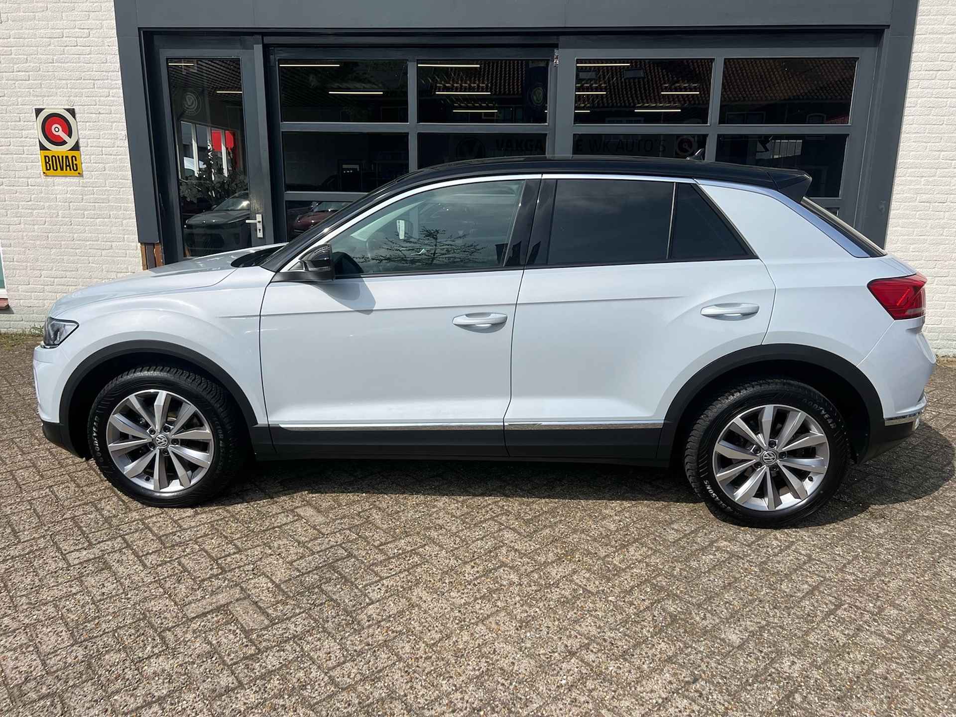 Volkswagen T-Roc 1.0 TSI Style | Eerste eigenaar | Dealer onderhouden | Navigatie | - 21/36