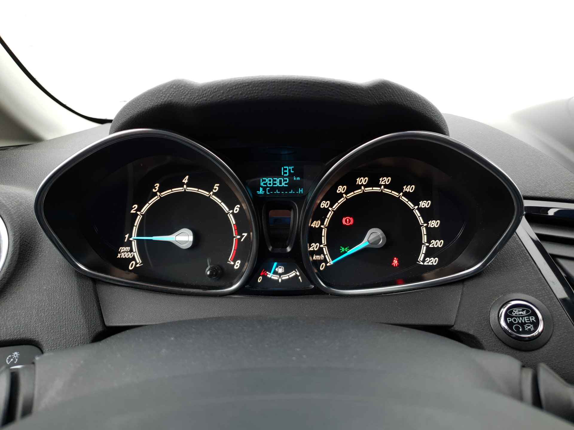 Ford Fiesta 1.0 EcoBoost Titanium | Stoelverwarming | Navigatie | Voorruitverwarming | Cruise Control - 11/33