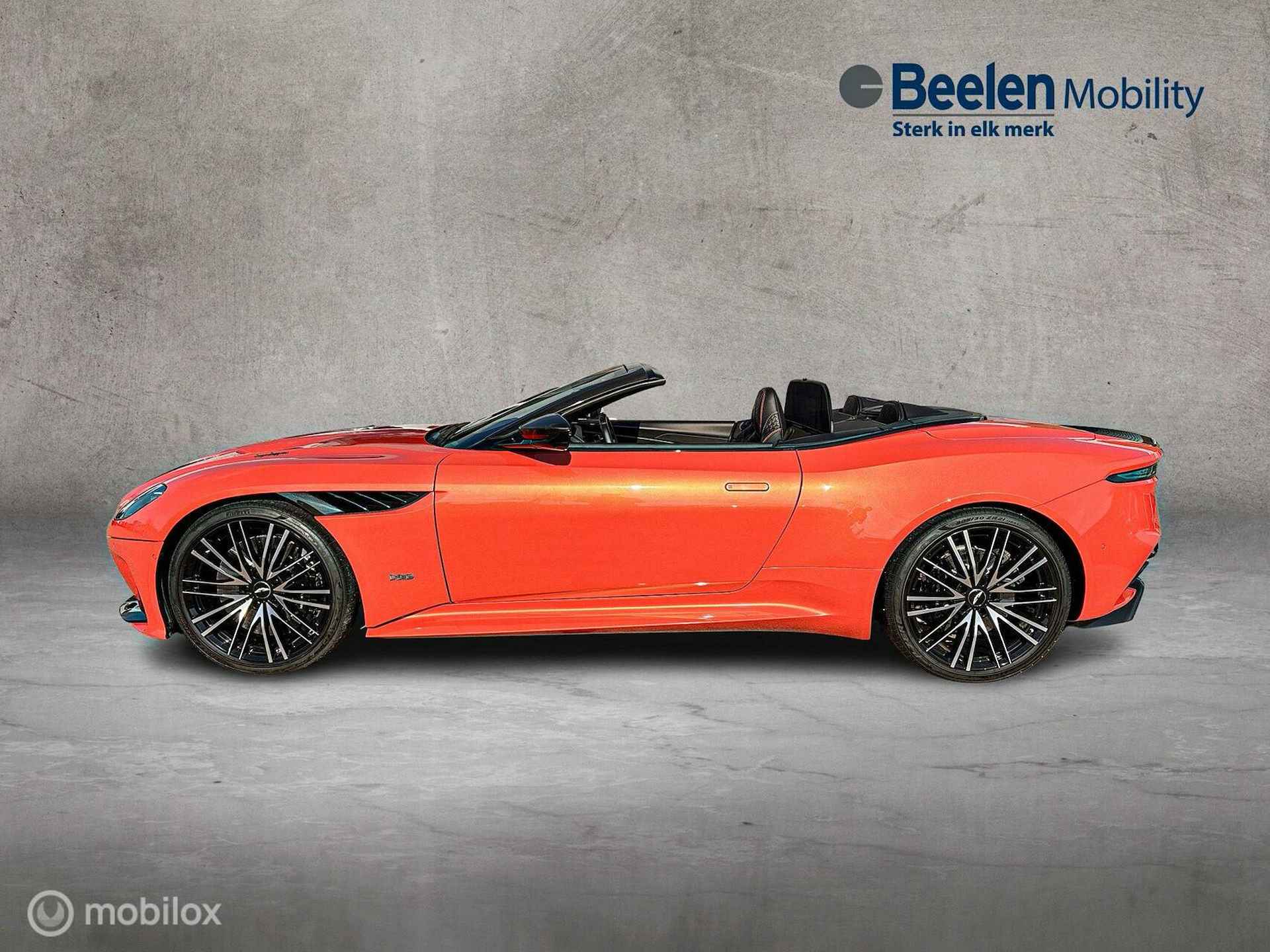 Aston Martin DBS Volante 5.2 V12 Superleggera - 3/28