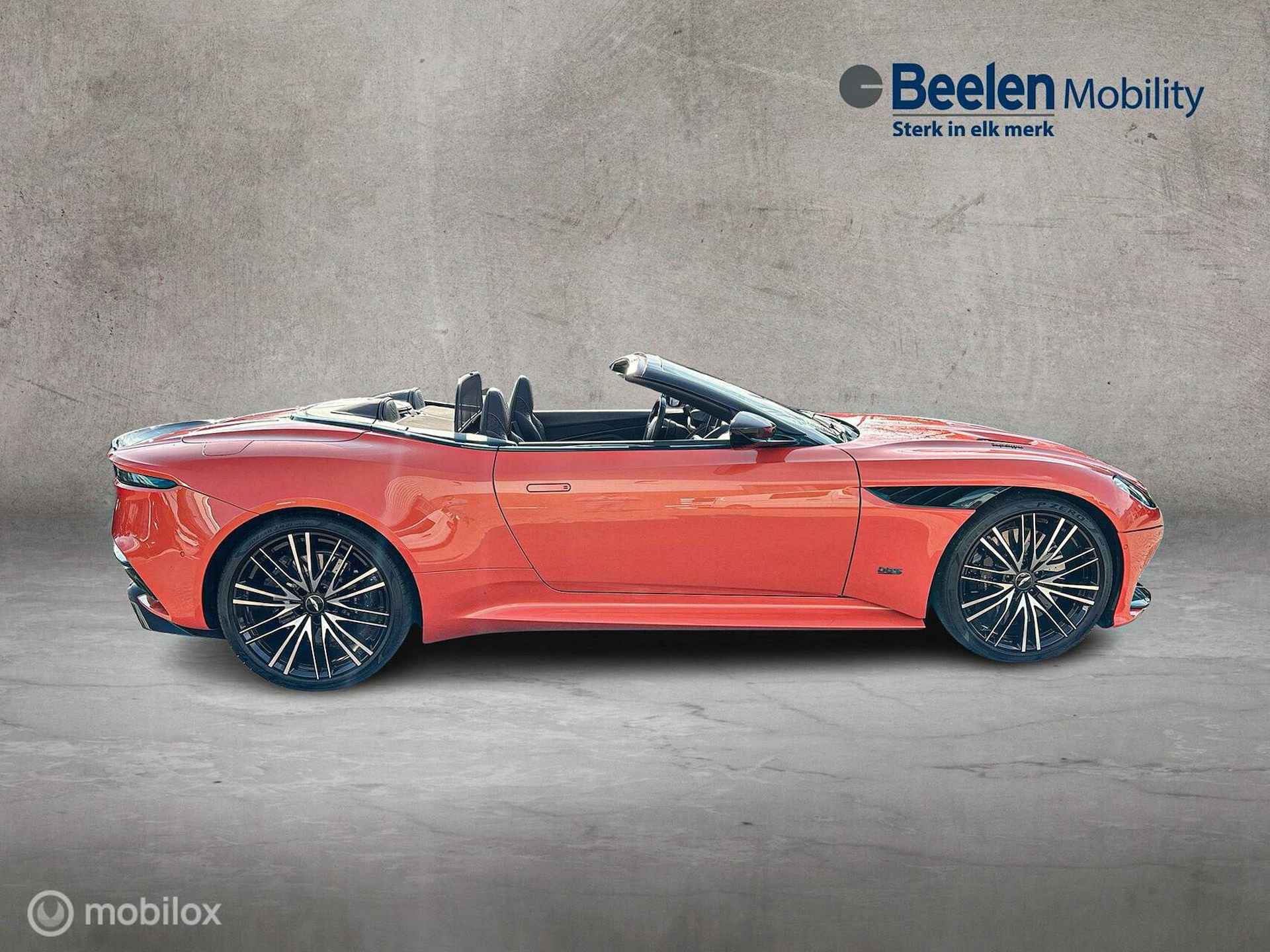 Aston Martin DBS Volante 5.2 V12 Superleggera - 7/28