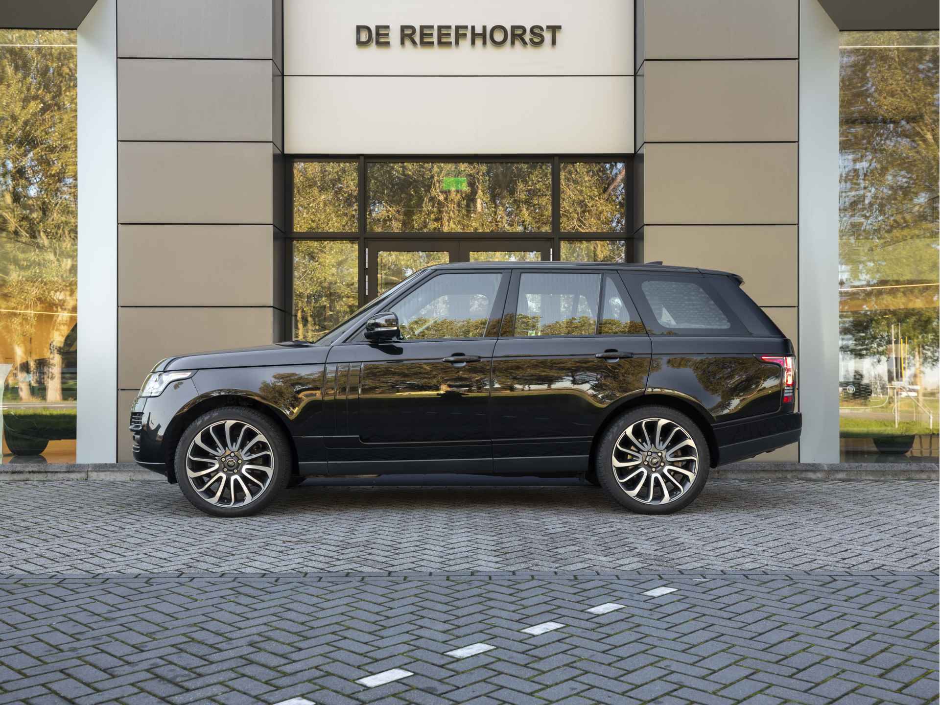 Land Rover Range Rover 3.0 TDV6 Autobiography | Adaptive Cruise | 360 Camera | Panoramisch schuif-/kanteldak - 12/63