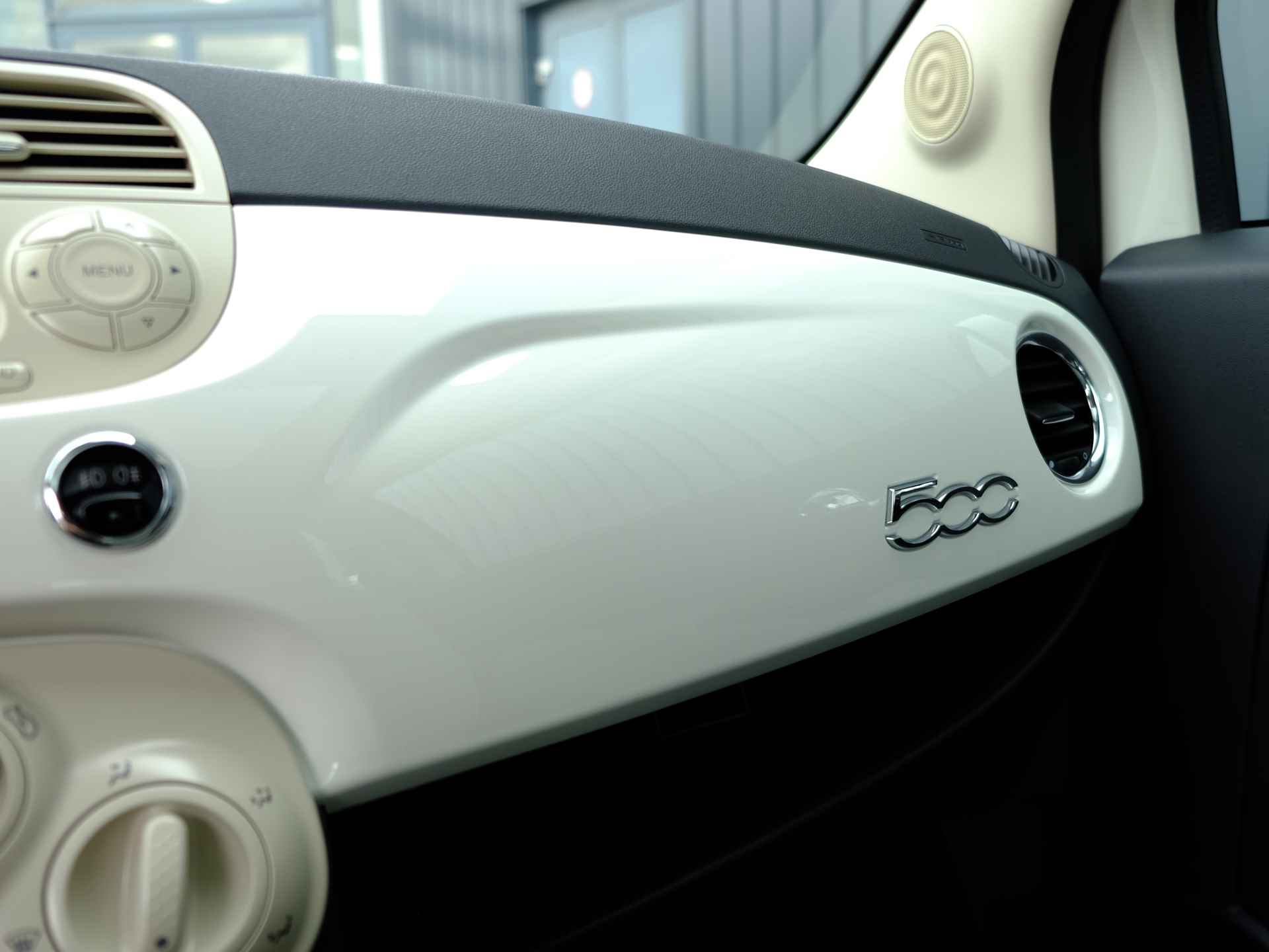 Fiat 500 0.9 85pk Lounge Automaat | Pano dak | Airco | Bluetooth - 17/18
