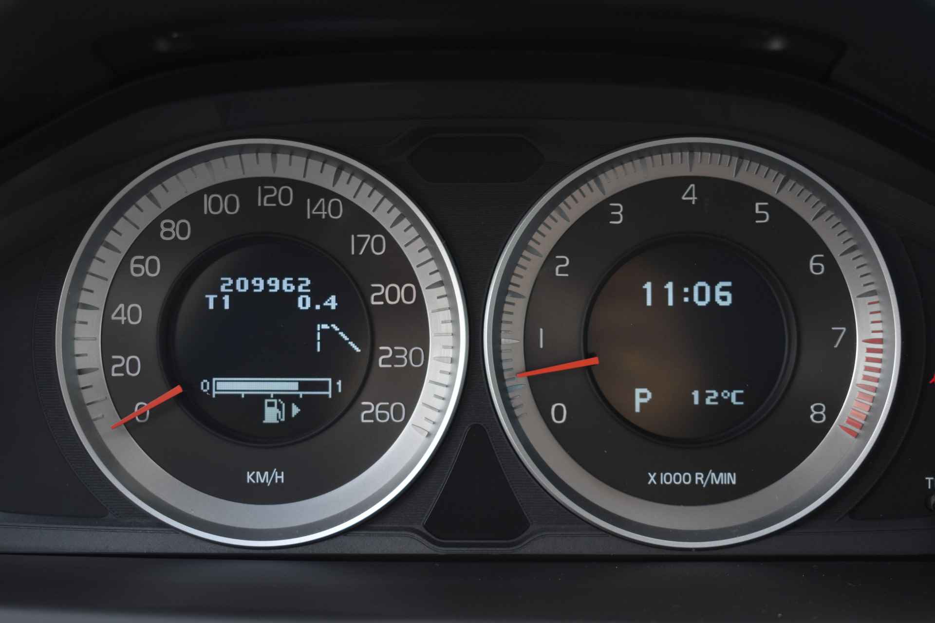 Volvo S80 3.0 T6 AWD 330PK Automaat Summum | 6-cilinder | Full Option | Polestar | 19'' Bor | LED upgrade | Camera | Stoelverwarming - 31/40