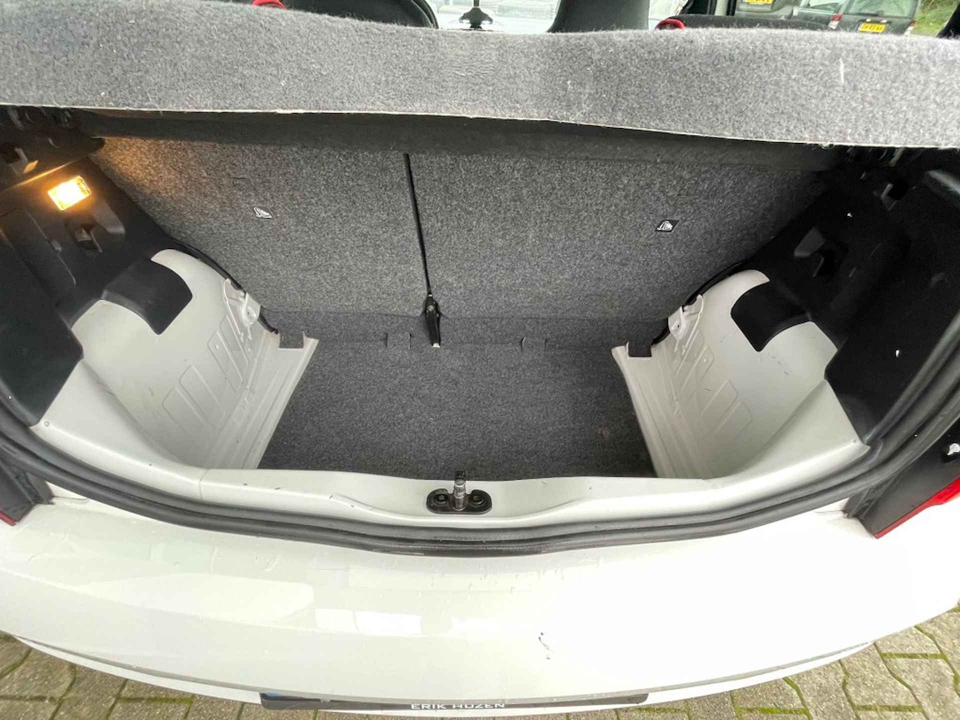 SEAT Mii 1.0 FR CONNECT / SPORTSTUUR / SPORTSTOELEN - 18/24