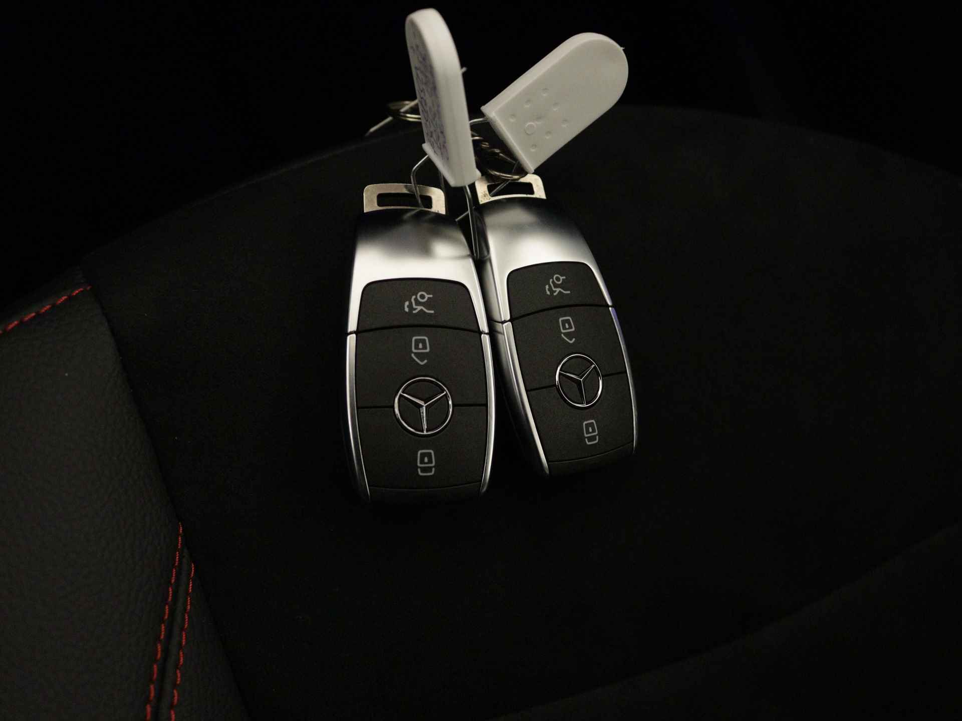 Mercedes-Benz B-Klasse 180 AMG Line | Nightpakket | Premium pakket | EASY PACK achterklep | USB-pakket plus | MBUX augmented reality voor navigatie | Sfeerverlichting | Zitcomfortpakket | - 11/35