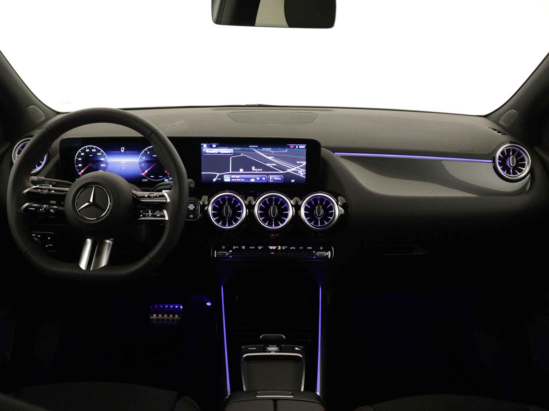Mercedes-Benz B-Klasse 180 AMG Line | Nightpakket | Premium pakket | EASY PACK achterklep | USB-pakket plus | MBUX augmented reality voor navigatie | Sfeerverlichting | Zitcomfortpakket | - 25/35