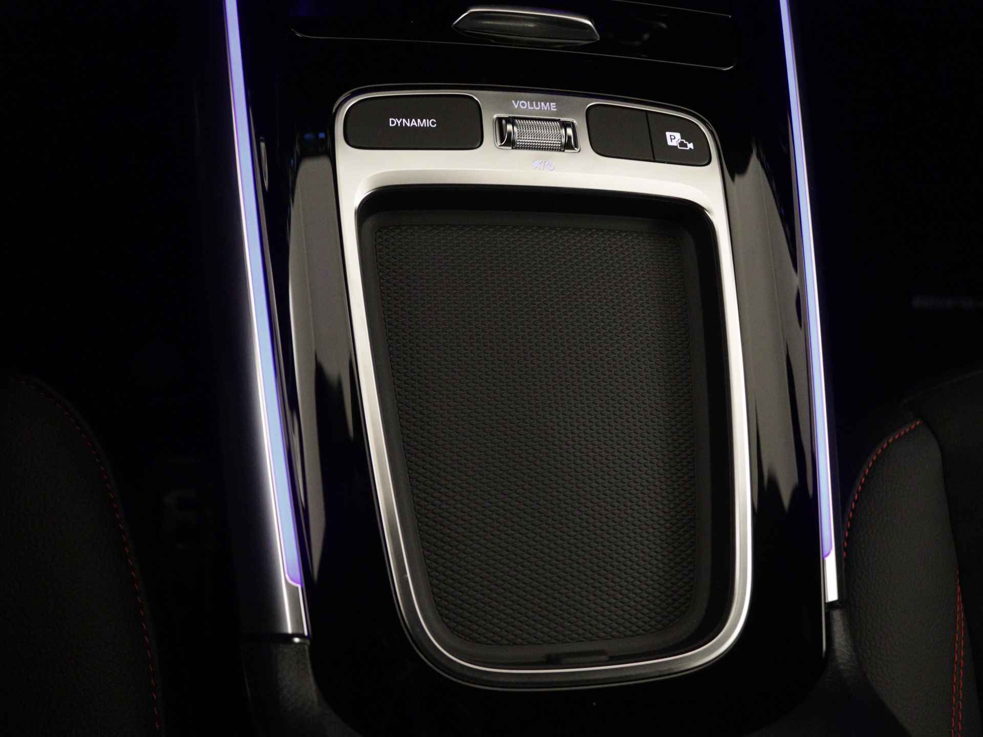Mercedes-Benz B-Klasse 180 AMG Line | Nightpakket | Premium pakket | EASY PACK achterklep | USB-pakket plus | MBUX augmented reality voor navigatie | Sfeerverlichting | Zitcomfortpakket | - 29/35