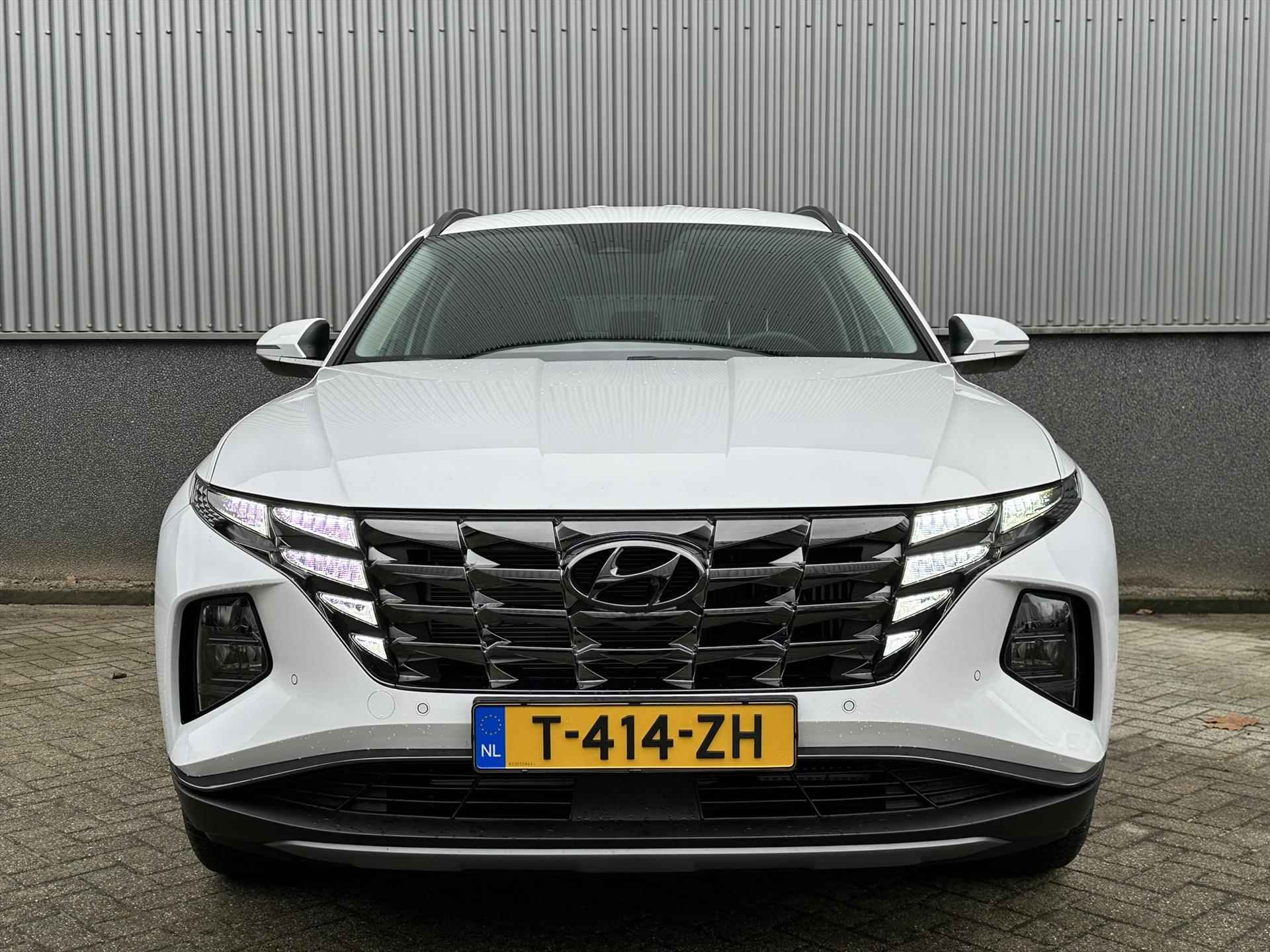 HYUNDAI Tucson 1.6 T-GDi PHEV 265pk AWD Aut. Comfort | 19" LM-velgen | Navigatie | Bluetooth | AppleCarplay/Android Auto | All seasonbanden | Sidesteps - 4/47