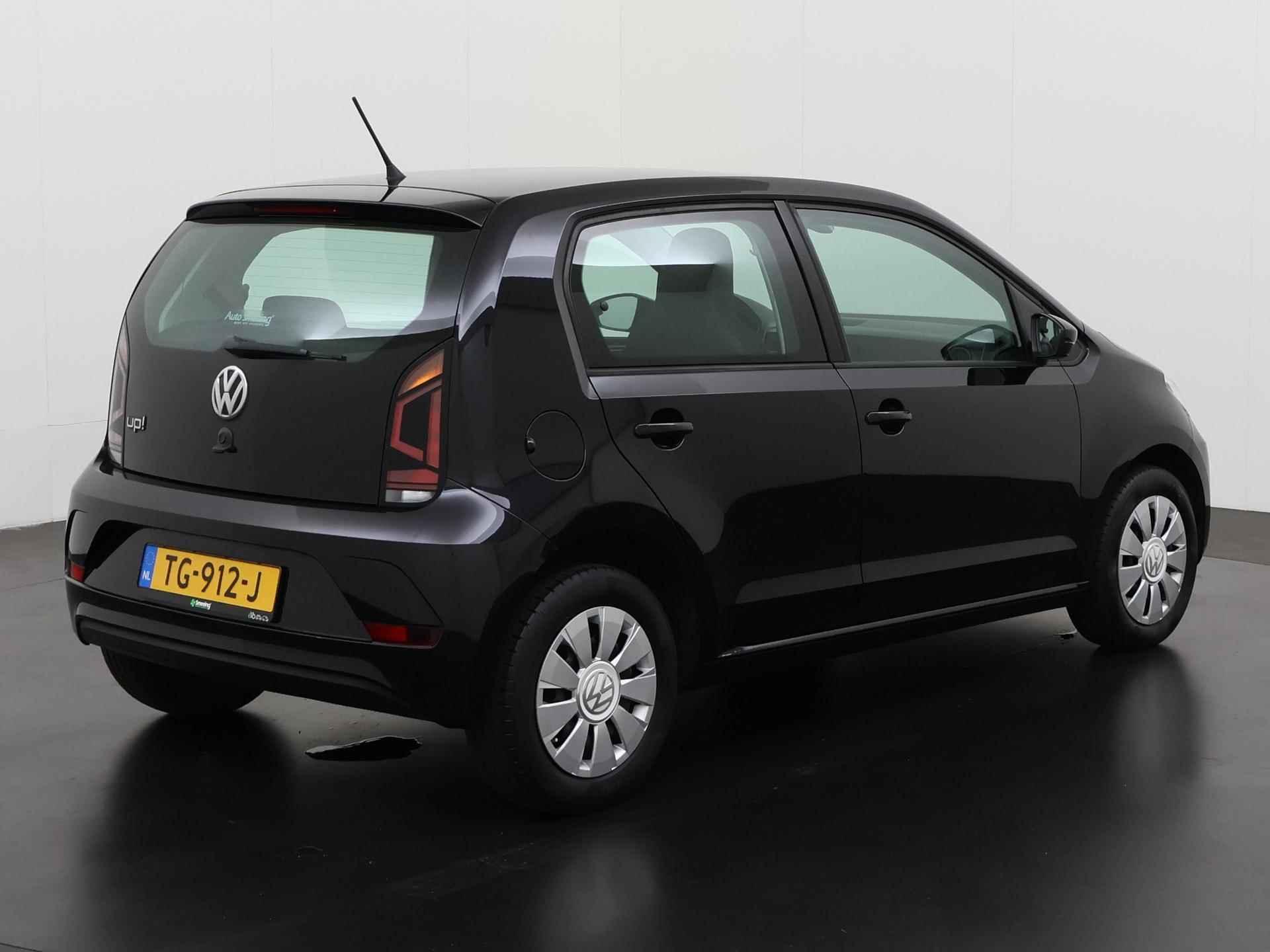 Volkswagen Up! 1.0 BMT move up! | Airco | Zondag Open! - 4/29