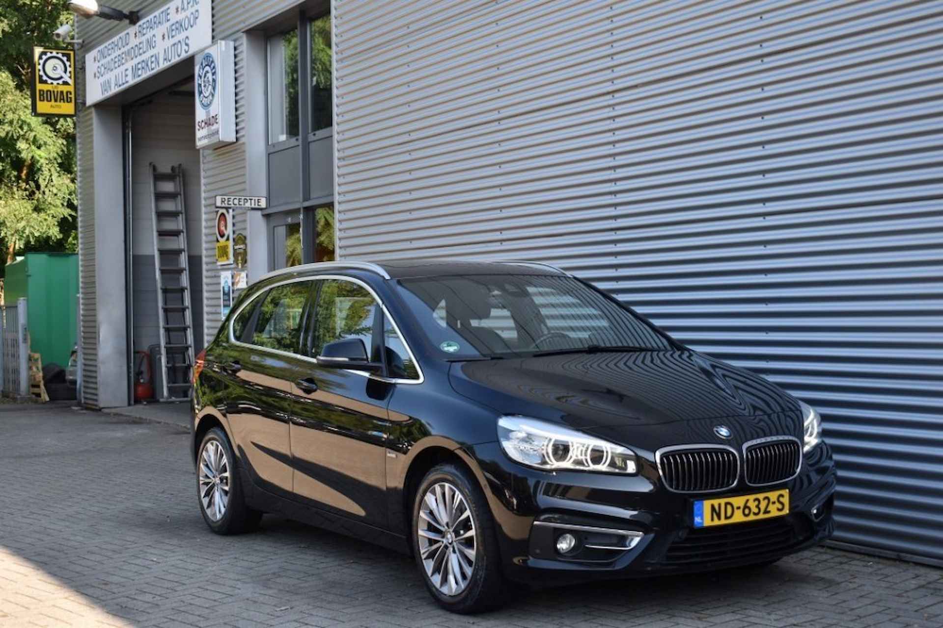 BMW 2-serie Active Tourer 218I CENT.HIGH EX. / LEDER / P.DAK / HEAD-UP / AFN. HAAK - 15/52