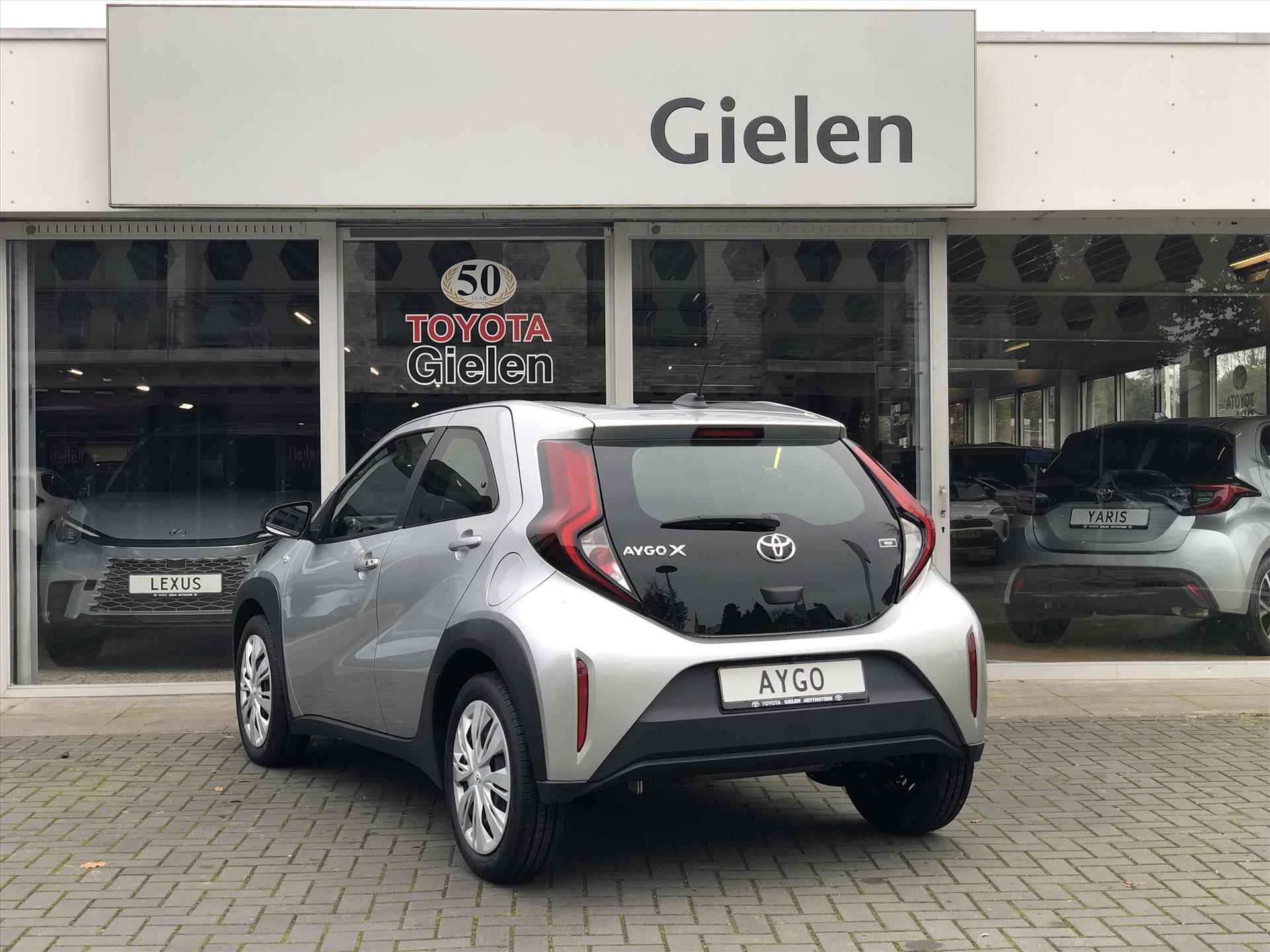 Toyota Aygo X 1.0 VVT-i Play Plus | Apple CarPlay/Android auto, Parkeercamera, Climate control, Stoelverwarming, Keyless - 33/33