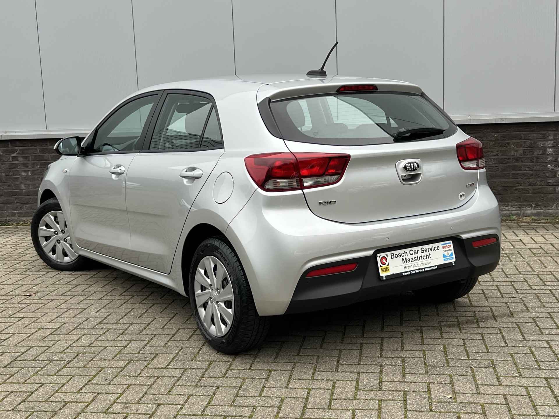 Kia Rio 1.0 TGDI | ComfortPlus | Carplay | Navi | Camera | 100Pk | PDC | DAB+ | Keurig onderhouden  Interesse, Proefrit? Bel of app met: 06-24 28 28 42 - 4/33