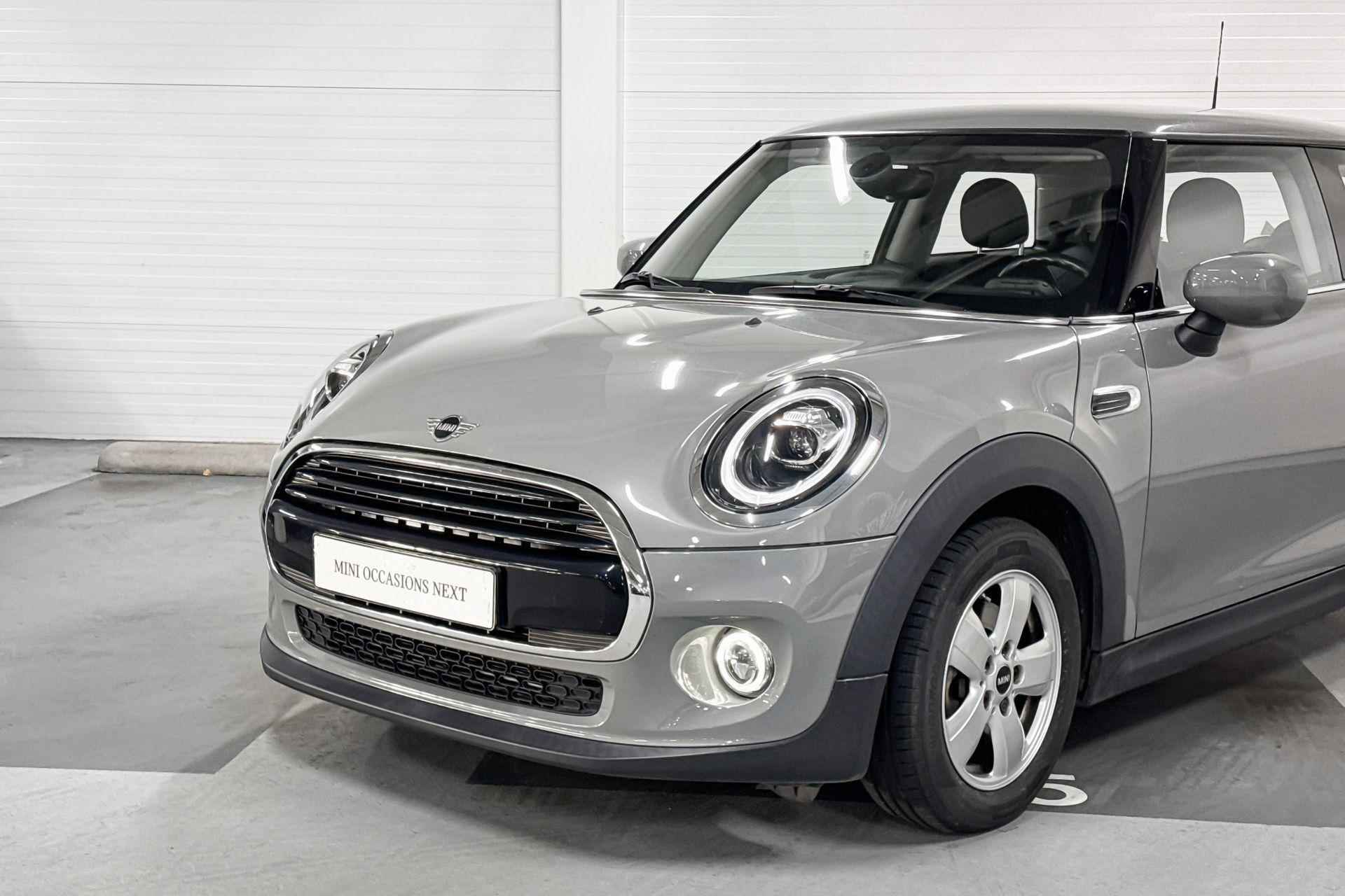 MINI 3-Deurs Cooper | Apple CarPlay | Navigatiesysteem | Park Distance Control - 19/20