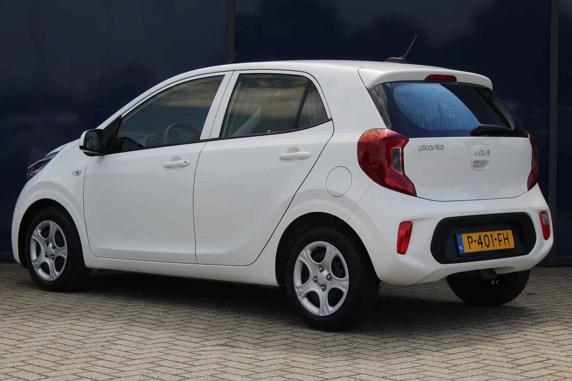 Kia Picanto 1.0 ComfortLine 5D | Airco | Cruise C. All Season | Bluetooth | Centrale vergrendeling - 11/33