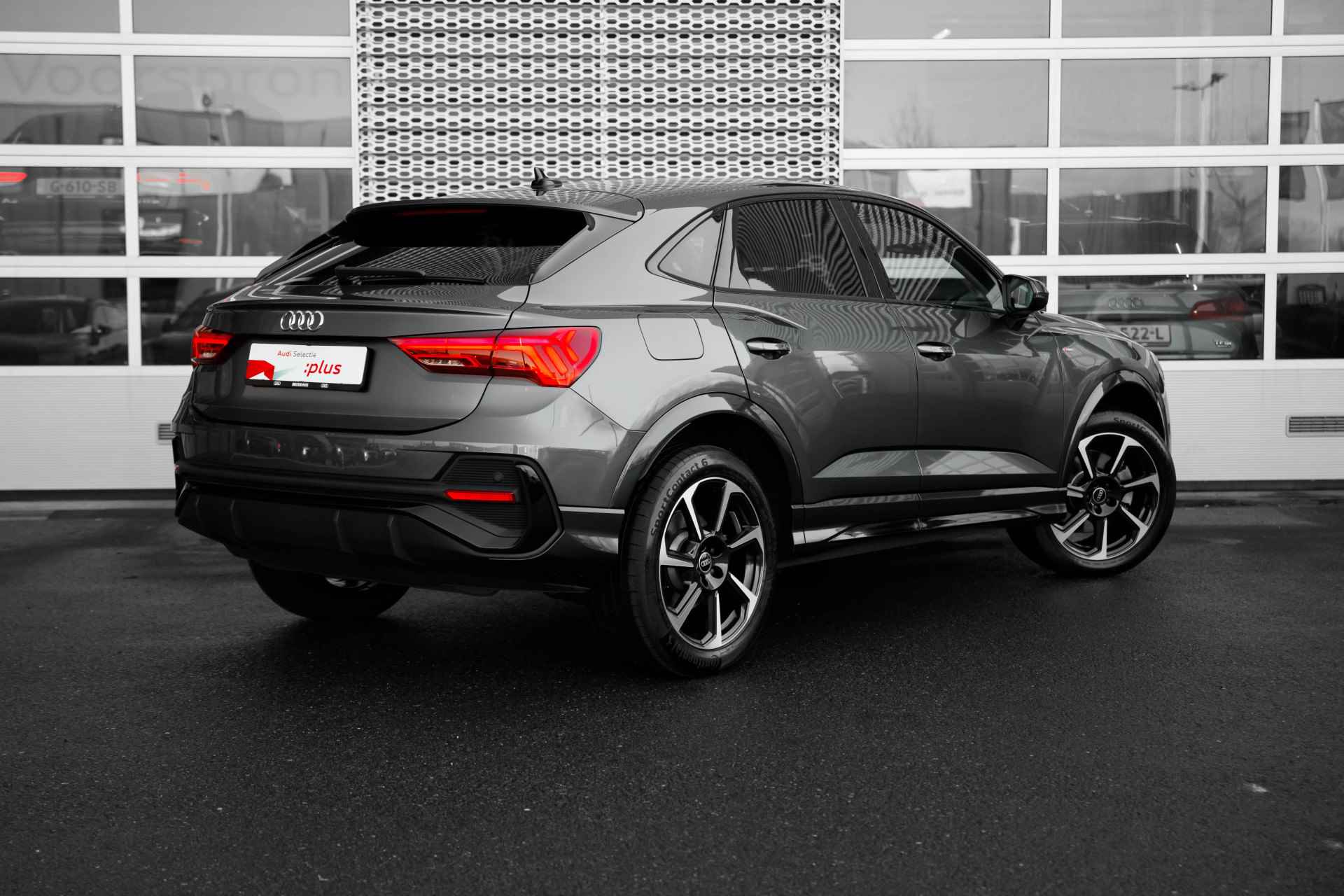 Audi Q3 Sportback 45 TFSI e 245pk S-Line | Keyless | Adaptive cruise | Trekhaak | 19" | Stoelverwarming - 3/47