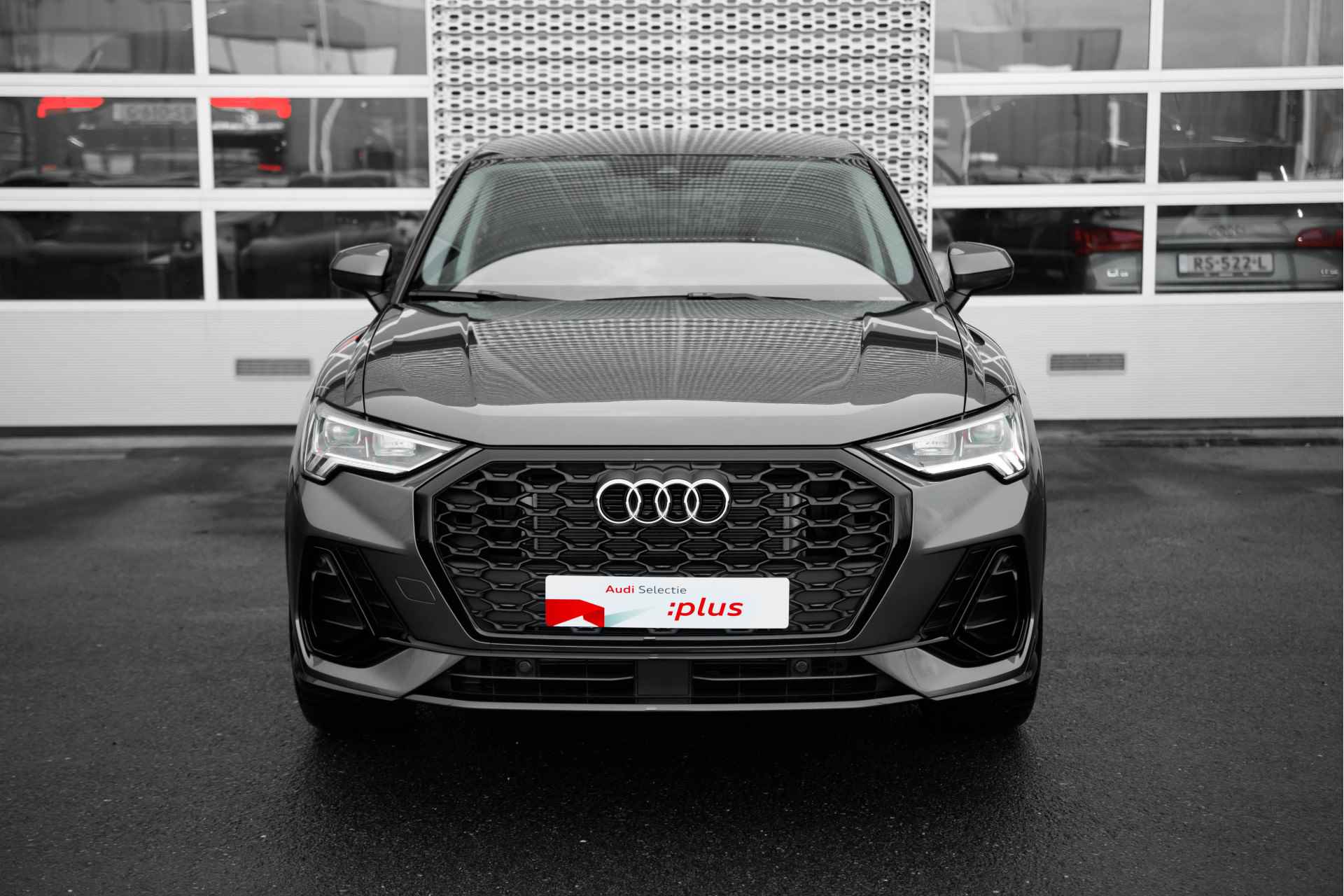 Audi Q3 Sportback 45 TFSI e 245pk S-Line | Keyless | Adaptive cruise | Trekhaak | 19" | Stoelverwarming - 4/47