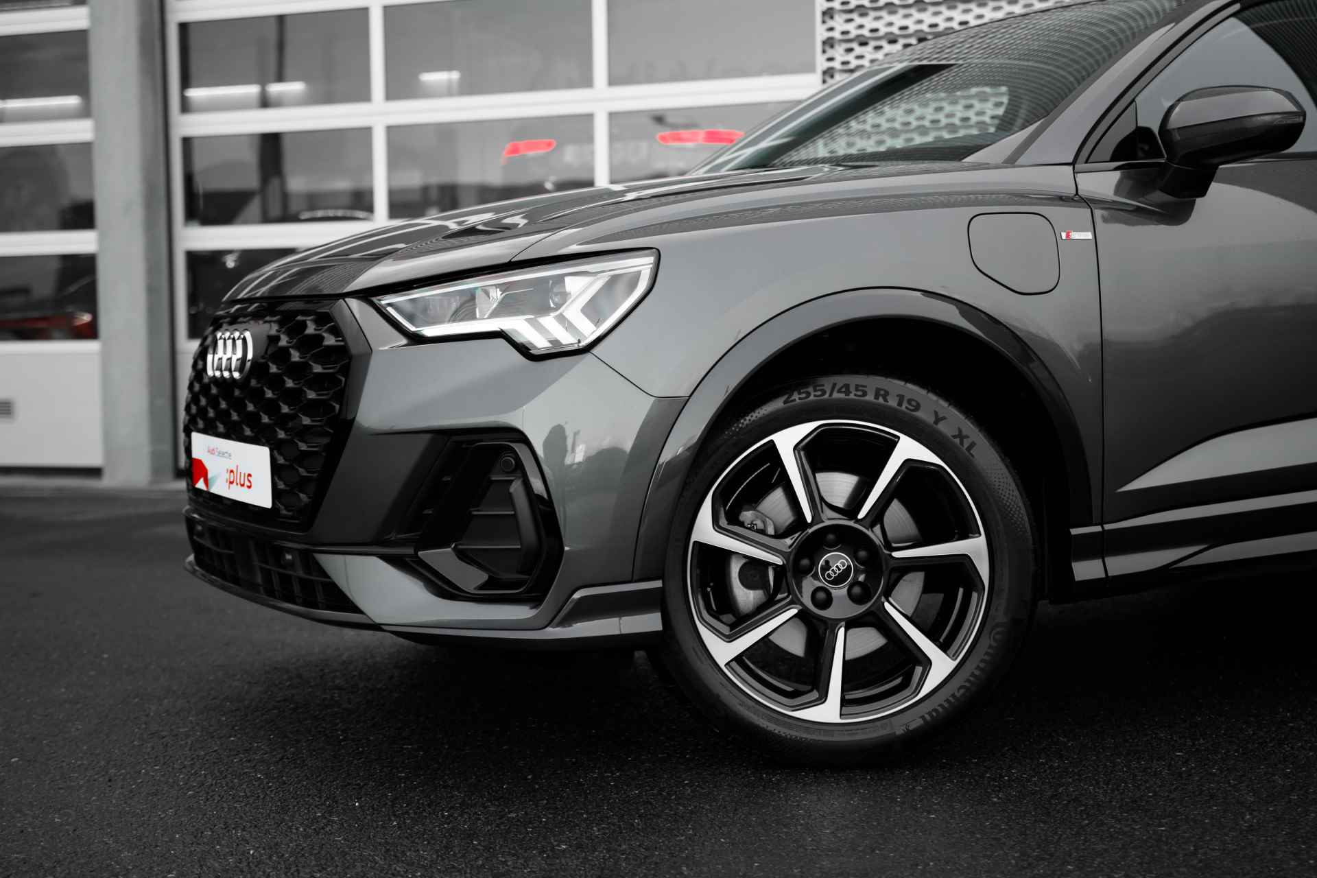 Audi Q3 Sportback 45 TFSI e 245pk S-Line | Keyless | Adaptive cruise | Trekhaak | 19" | Stoelverwarming - 7/47