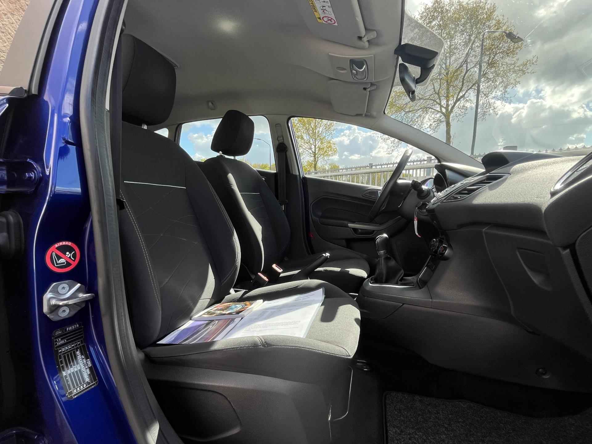 Ford Fiesta 1.0 Style 4-SEIZOENENBANDEN / NAVIGATIE / BLUETOOTH BELLEN / AIRCO - 22/32