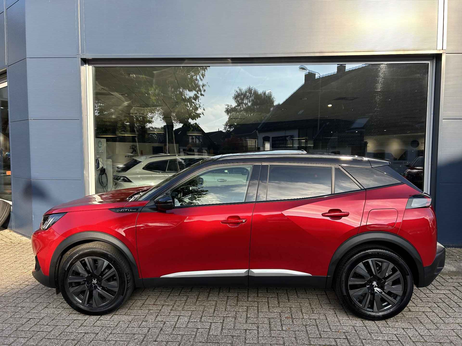 Peugeot 2008 1.2 Turbo 130PK GT-Line | Zeer Complete uitvoering | Panorama dak | Automaat | Trekhaak 1200KG | LED Verlichting | Navigatie | Digitaal dashboard | Camera | Parkeer sensoren | Stoelverwarming - 32/59