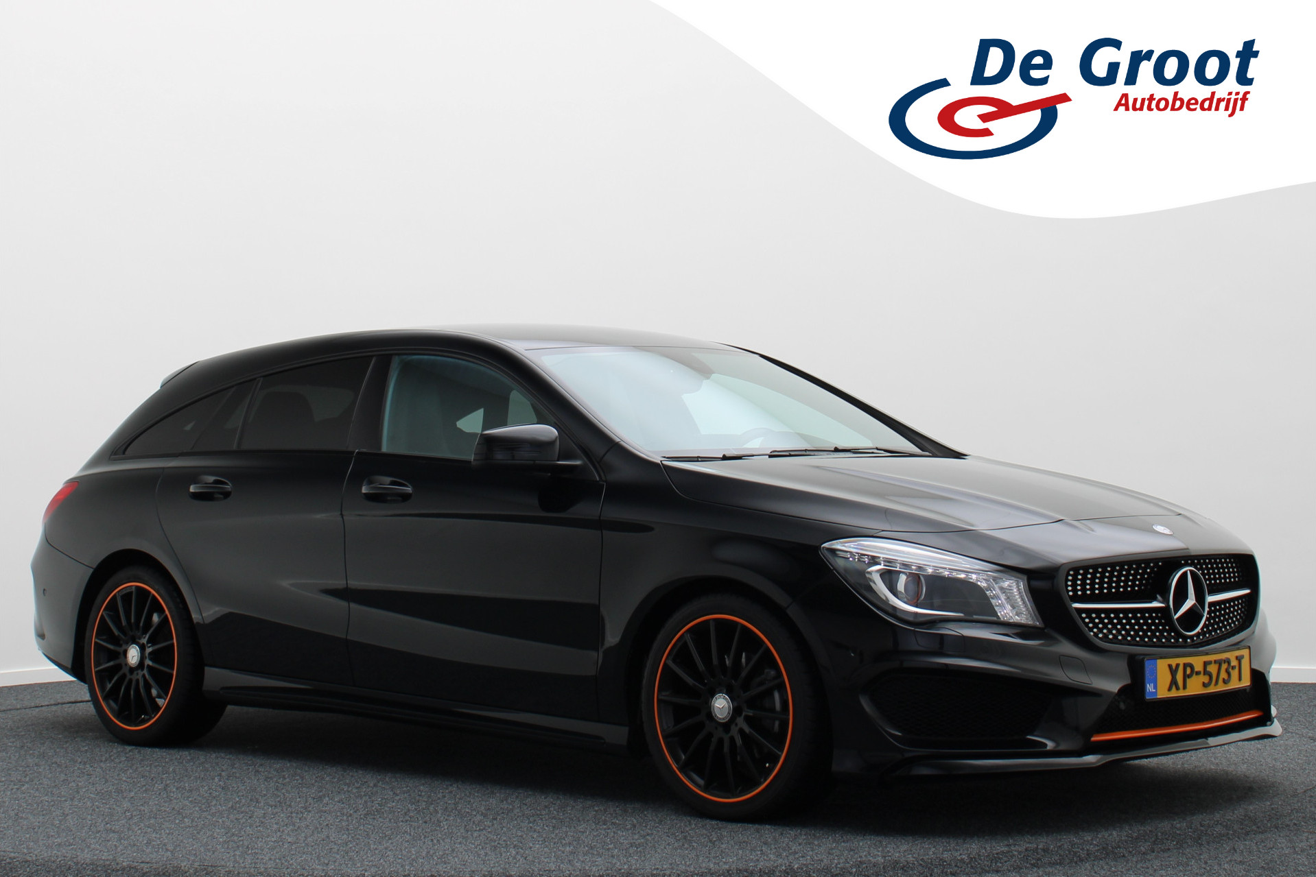 Mercedes-Benz CLA-Klasse Shooting Brake 200 d OrangeArt Edition AMG-Styling, Bi-Xenon, Airco, Cruise, Navigatie, Bluetooth, PDC, 18''