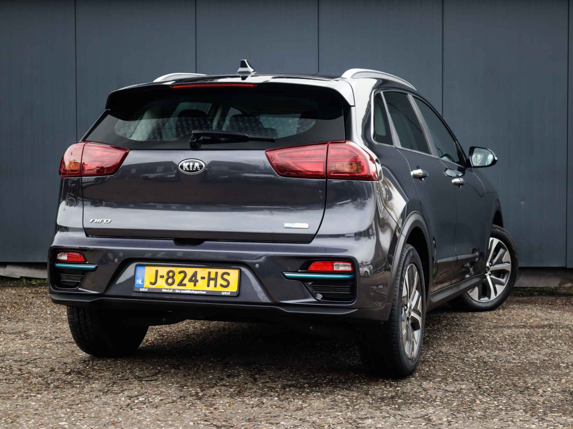 Kia e-Niro DynamicLine 64 kWh (204 PK) (Subsidie Mogelijk) 1e-eig, Kia-Dealer-Ond, 12-Mnd-Bovag, NL-Auto, Half-Leer, Navigatie/Apple-Carplay/android-Auto, Adaptive-Cruise-Control, Keyless-Entry/Start, DAB, LM.-velgen-17inch, Parkeersensoren, Stoel/Stuurverwarming, Privacy-Glas - 4/51