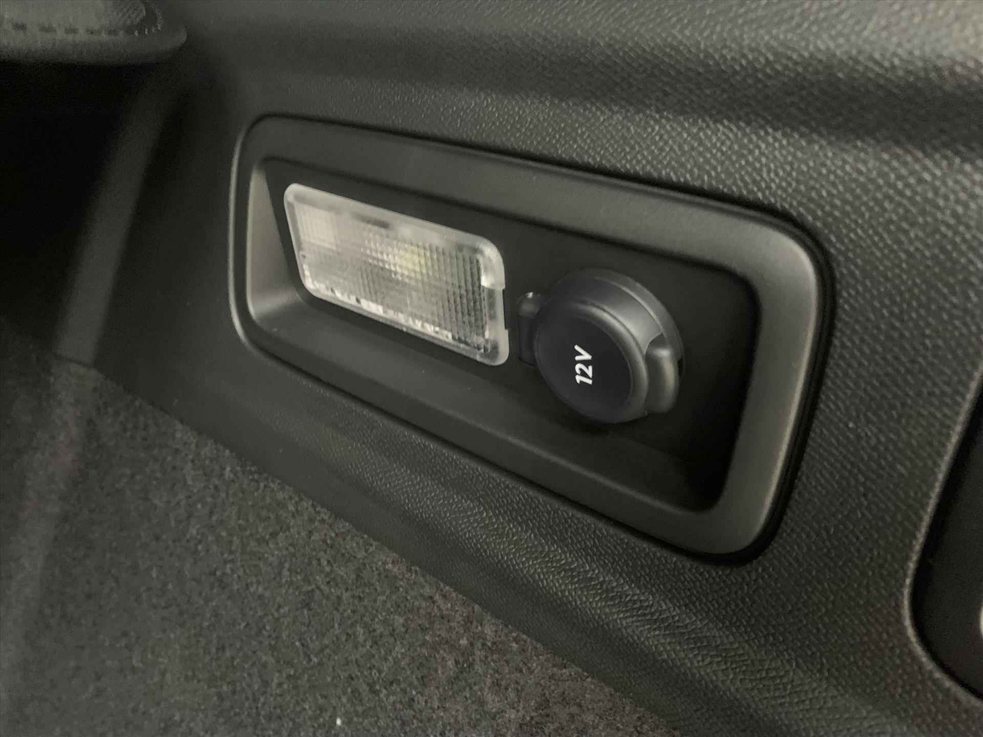 Peugeot 308 Sw 1.2 130pk EAT8 GT | Navigatie | Schuif-/kanteldak | Parkeercamera | LED | i-Connect | Volledige uitrusting - 37/54