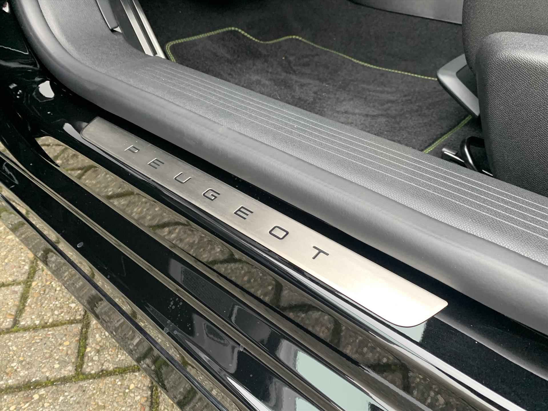 Peugeot 308 Sw 1.2 130pk EAT8 GT | Navigatie | Schuif-/kanteldak | Parkeercamera | LED | i-Connect | Volledige uitrusting - 45/54