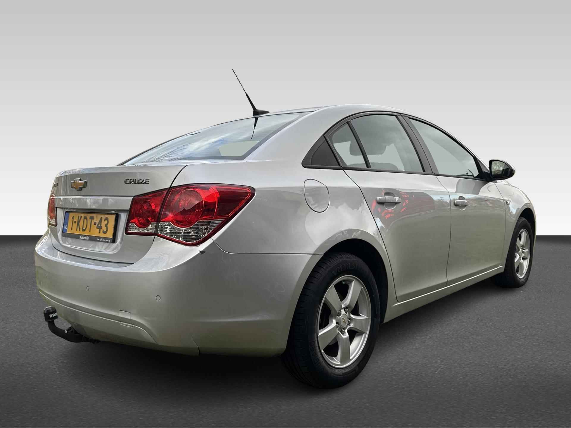 CHEVROLET Cruze  | 1.8 DOHC | 141 PK | 4D LT | TREKHAAK | NAVIGATIE | - 4/21