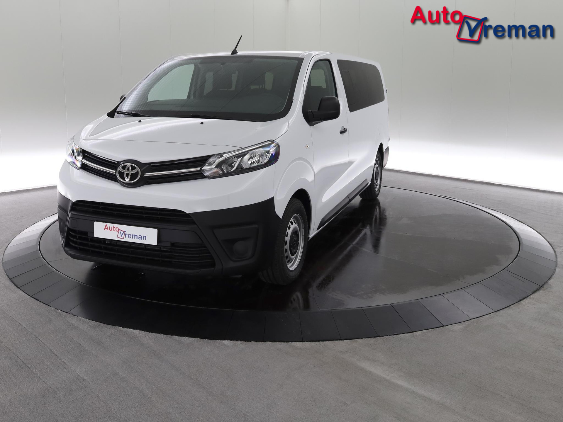 Toyota PROACE Verso 2.0 D-4D L2H1 9-persoons -incl. BTW/BPM -