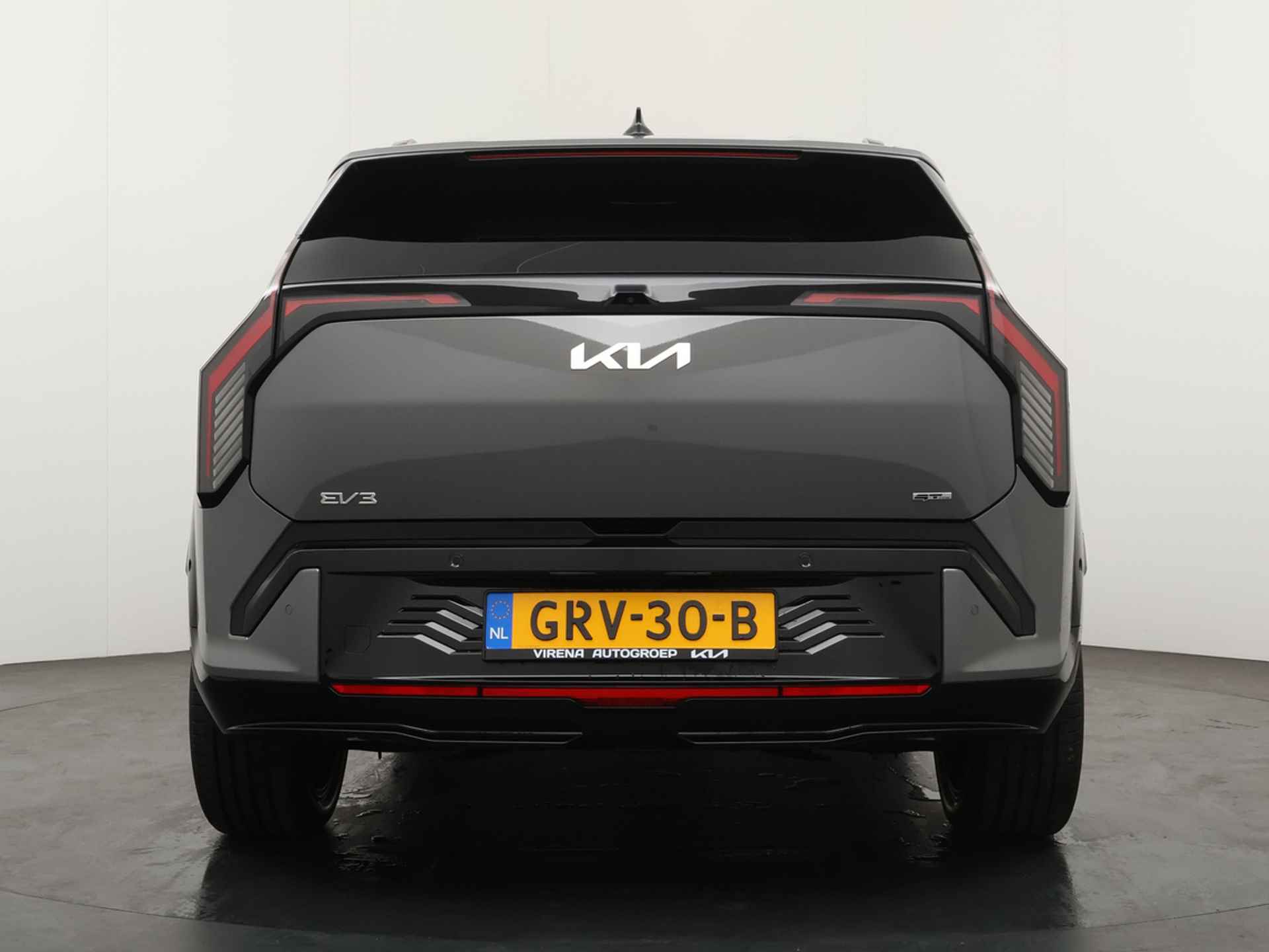 Kia EV3 GT-PlusLine 81.4 kWh - Rijdende Demo - Draadloze Apple CarPlay / Android Auto - Stoel en stuurwiel verwarming - Panoramadak - Harman Kardon Audio - Dodehoek assistent - Fabrieksgarantie tot 11-2031 - 7/45