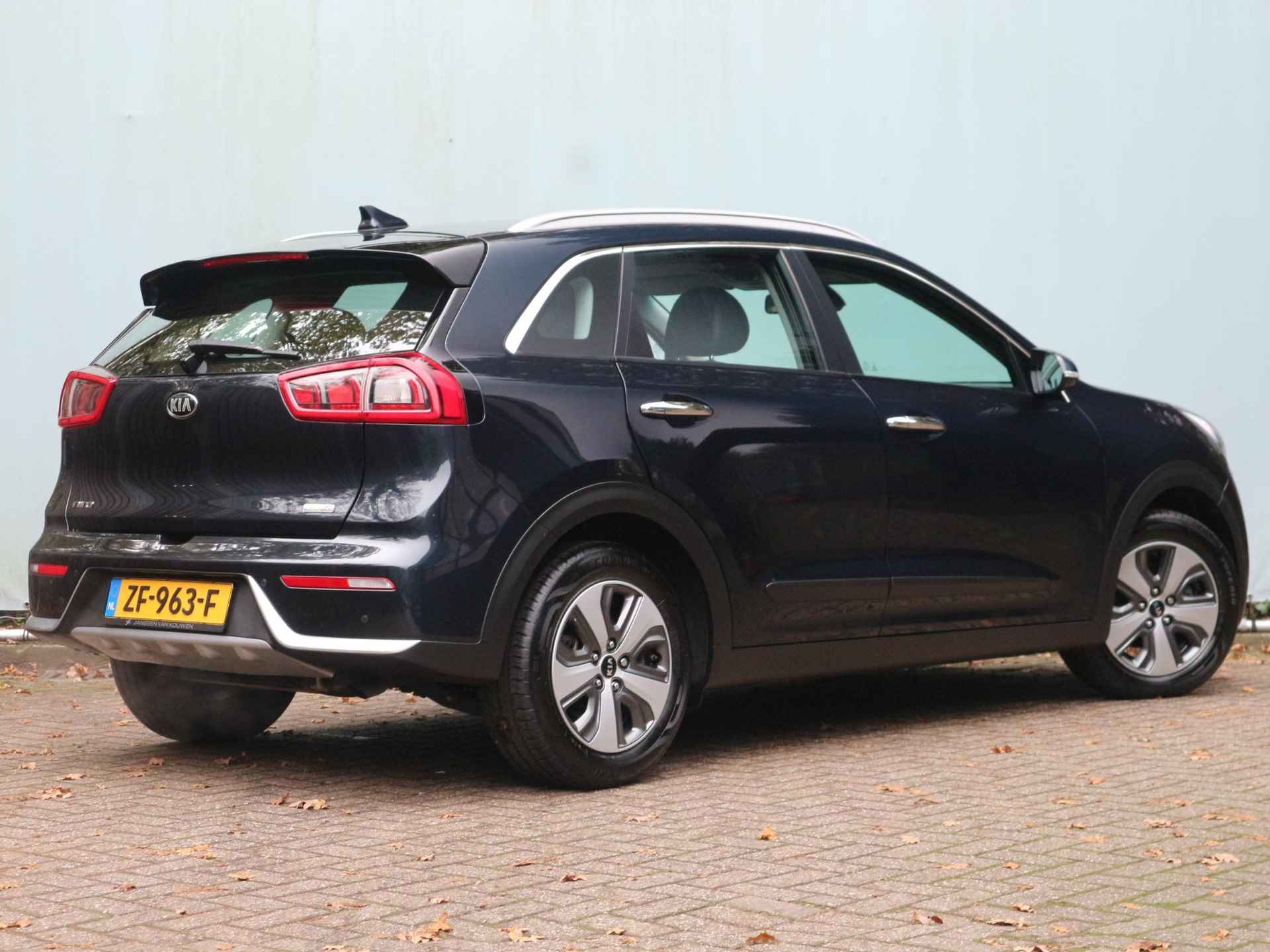 Kia Niro 1.6 GDi Hybrid DynamicLine / Camera / Navigatie - 3/31