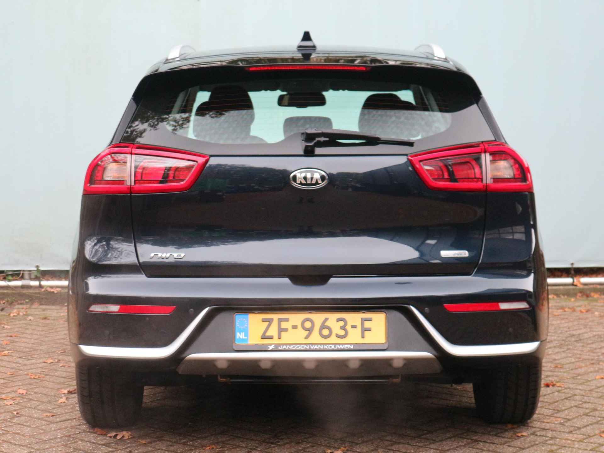 Kia Niro 1.6 GDi Hybrid DynamicLine / Camera / Navigatie - 24/31