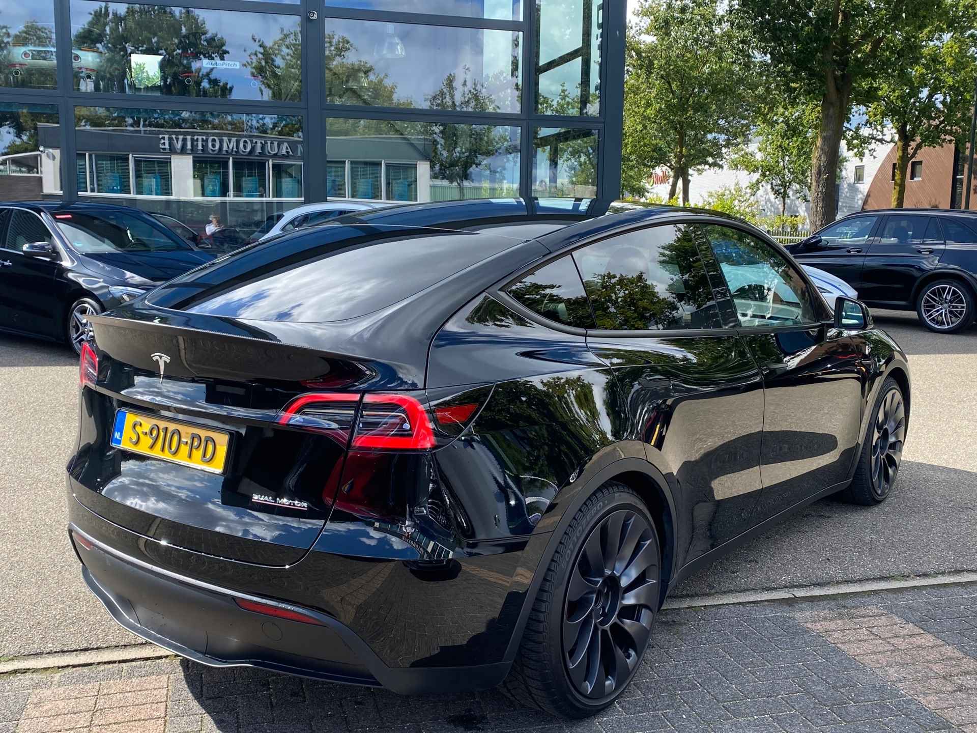 Tesla Model Y Performance AWD 75 kWh ORG. NL. NAP KM. | VAN 50.900 VOOR 48.877 | * 40.394 EX BTW * | - 5/27