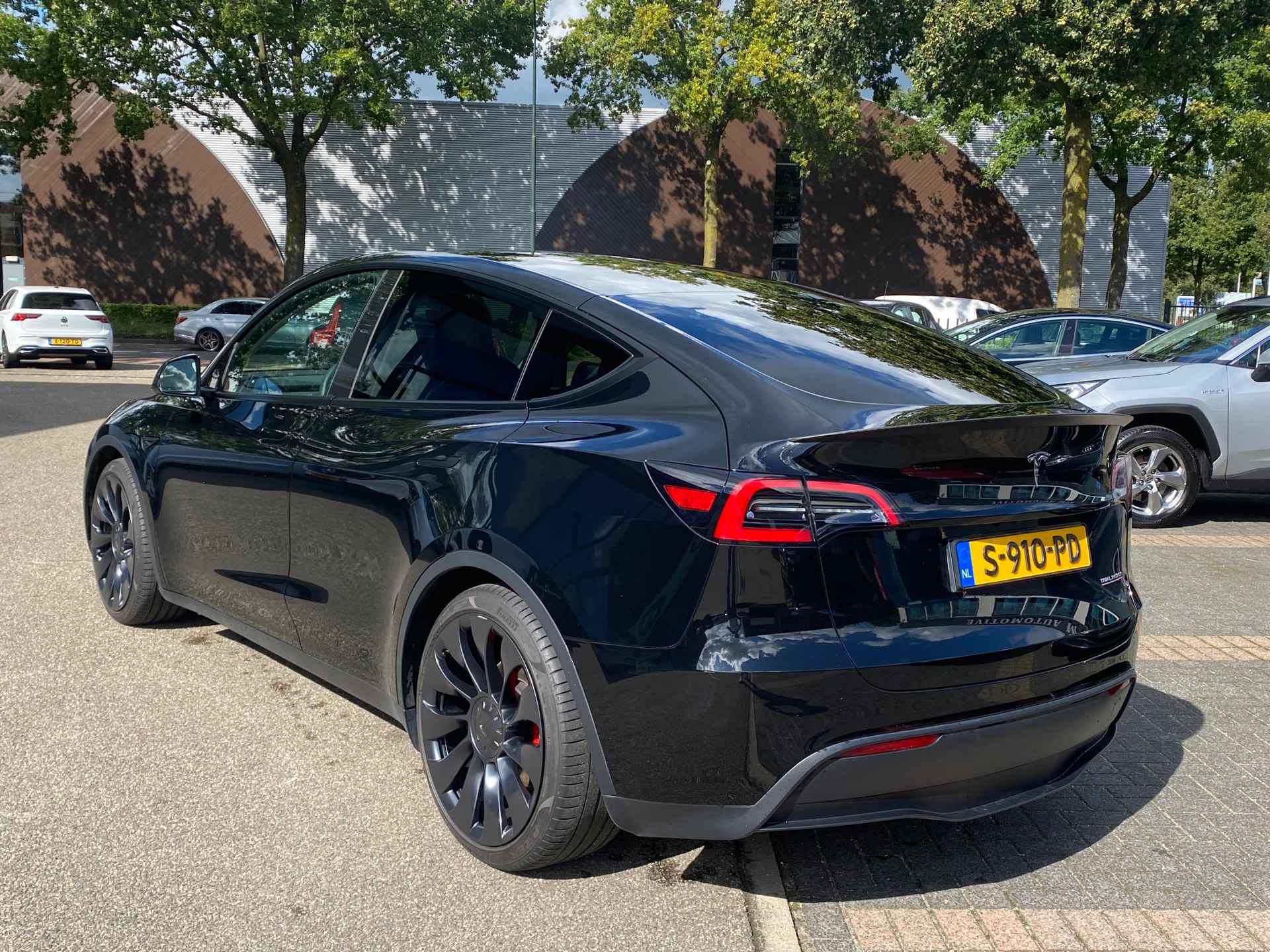 Tesla Model Y Performance AWD 75 kWh ORG. NL. NAP KM. | VAN 50.900 VOOR 48.877 | * 40.394 EX BTW * | - 6/27