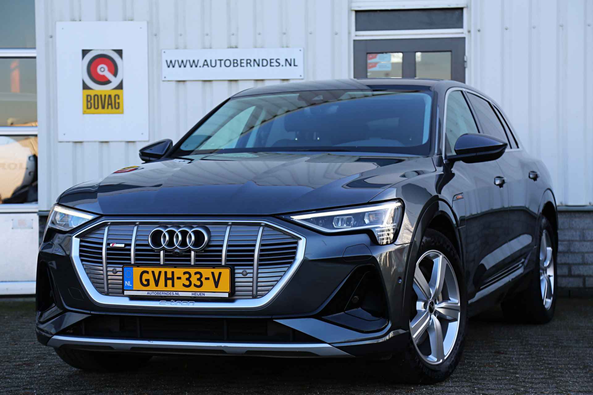 Audi e-tron 55 quattro S-Line 408PK 95 kWh*Excl. BTW*Adapt. Luchtvering/Sportstoelen Leder/ACC/Afneemb. Trekhaak/360/3D Camera/Memorie/Stoel - 1/70