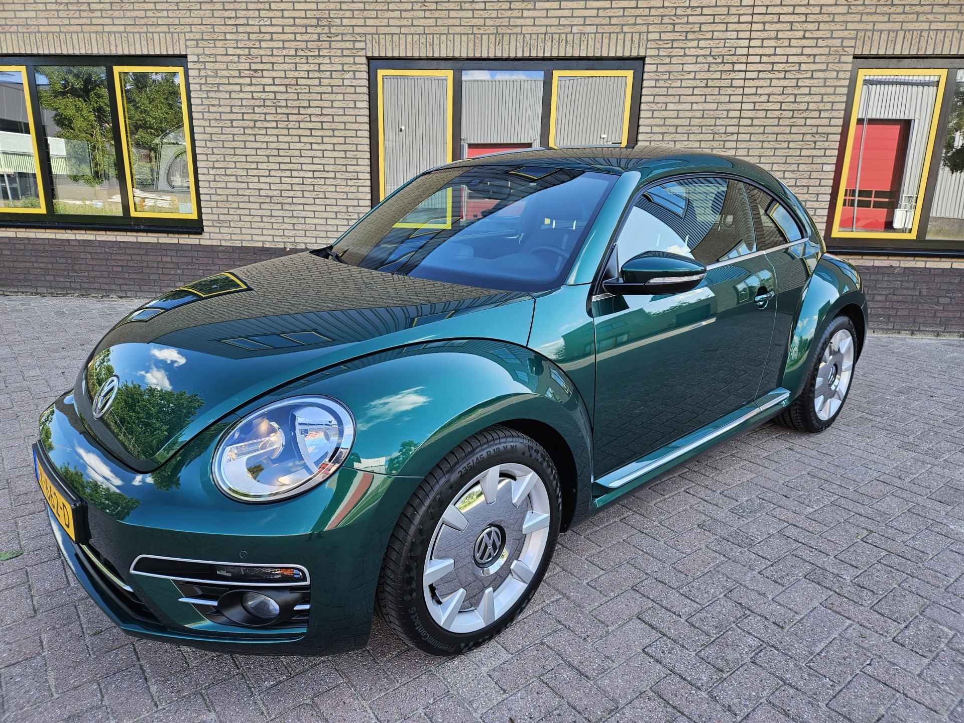 Volkswagen Beetle 1.2 TSI Exclusive Series laatste org Nederlands geleverd. - 1/24