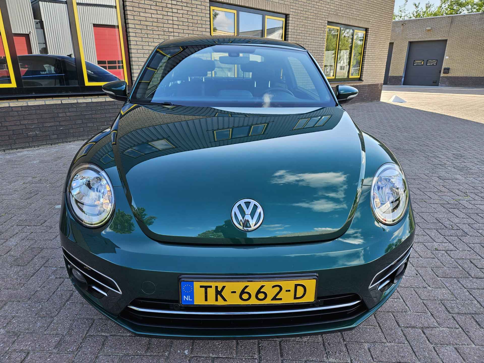 Volkswagen Beetle 1.2 TSI Exclusive Series laatste org Nederlands geleverd. - 4/24