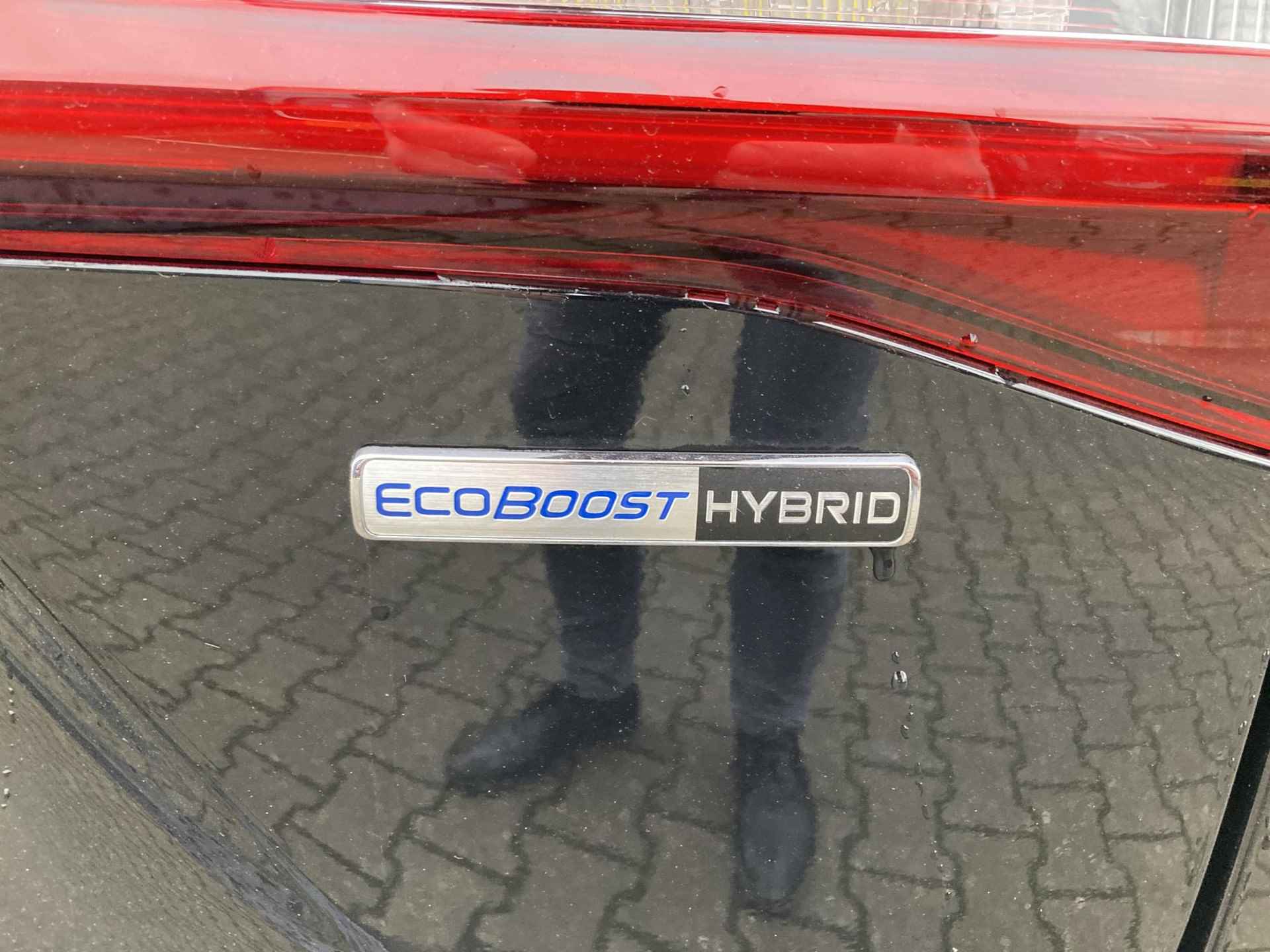 Ford Focus Wagon 1.0 EcoBoost Hybrid Titanium | Winter Pack | Parking Pack - 32/33