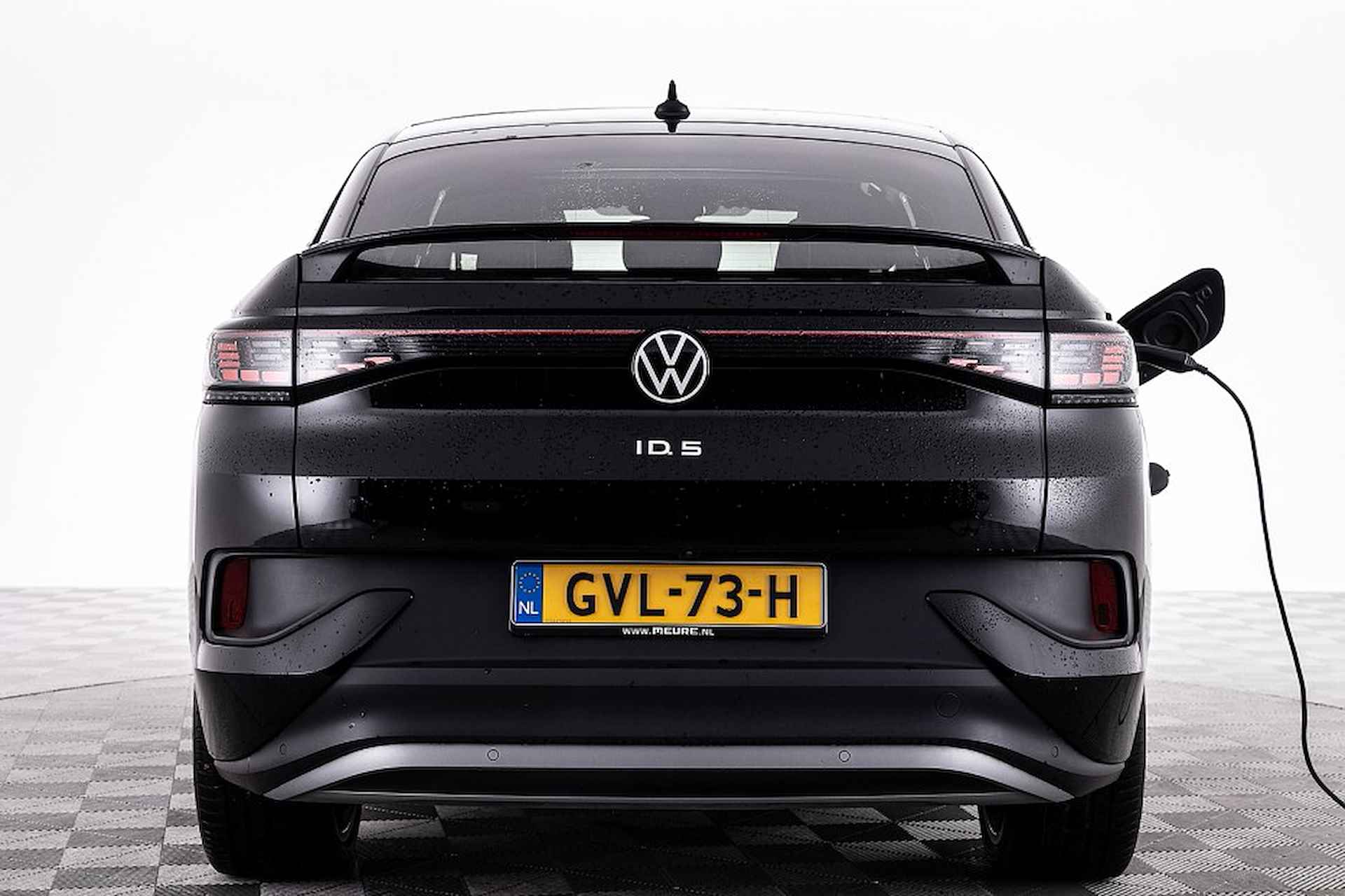 Volkswagen ID.5 Pro Performance 77kWh | PANORAMADAK | Full LED | NAVI . - 22/28