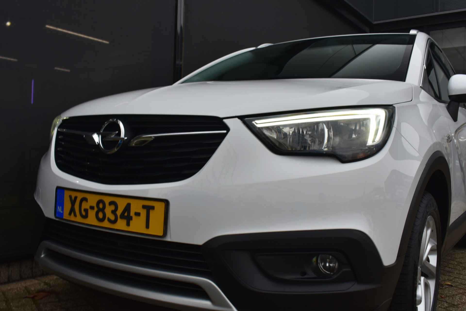 Opel Crossland X 1.2 Turbo Innovation 110pk Automaat | 1e Eigenaar | Navigatie | Trekhaak | Keyless-Entry | Allseason | Dealeronderhouden | Parke - 27/46