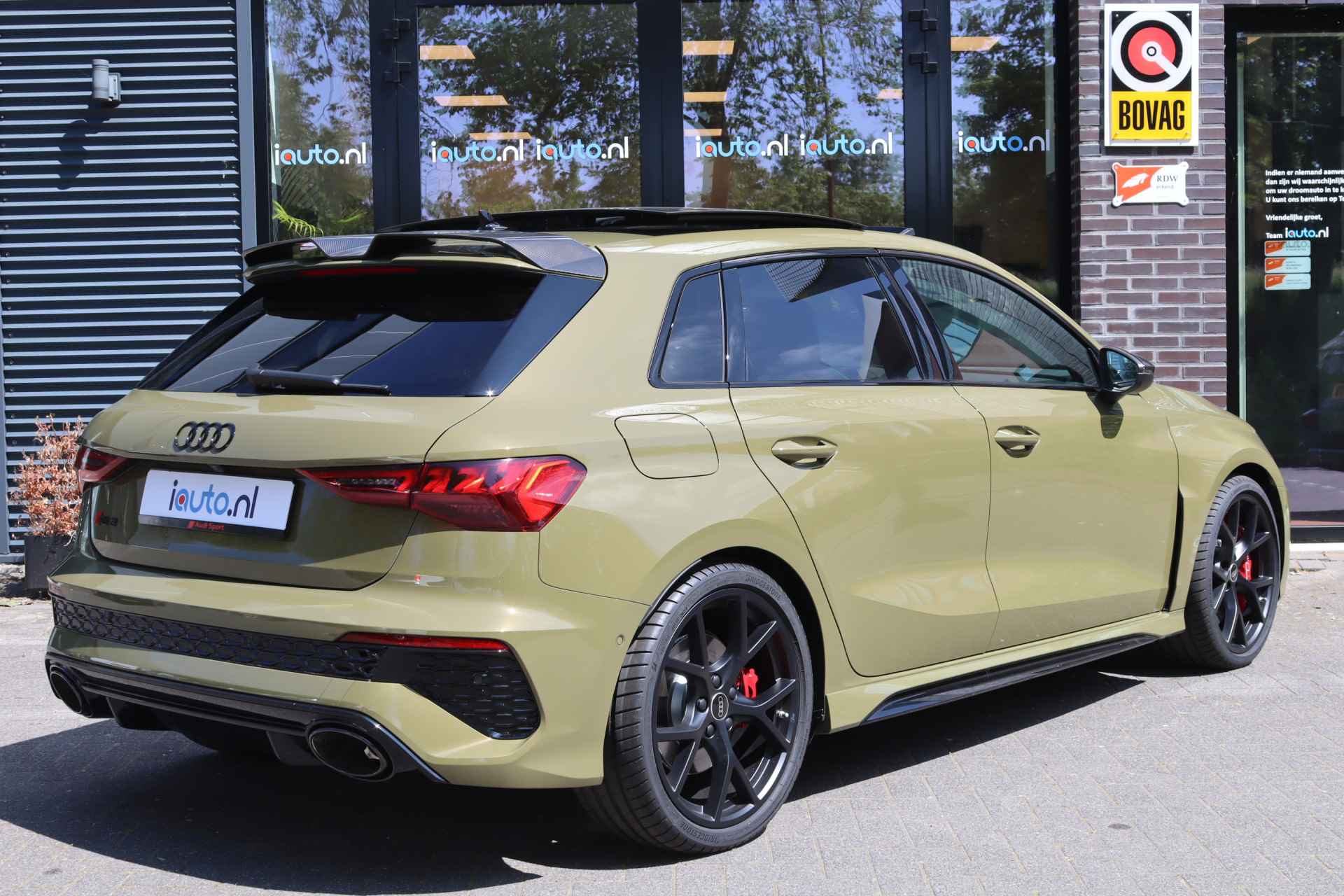 Audi RS3 2.5 TFSI quattro Keramisch/RS Dynamic +/B&O/HUD/Carbon/Matrix/Nappa Leder - 2/44