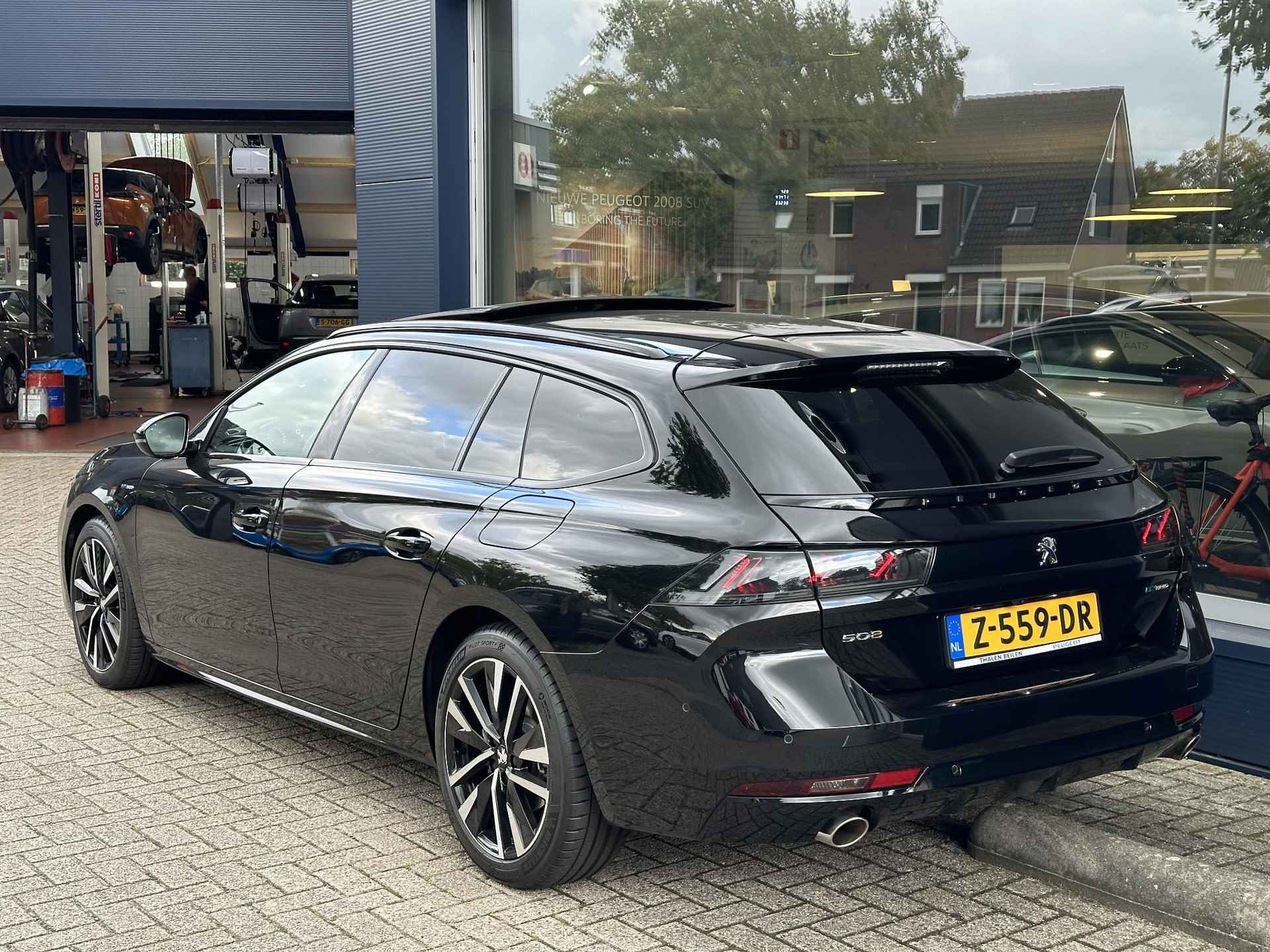 Peugeot 508 SW 1.6 HYbrid GT Pack Business 225 PK | Meest Complete Uitvoering | Panoramisch Schuif-Kanteldak | Navigatie | Full LED Verlichting | FOCAL Premium HiFi | Elektrisch Verstelbare Massage Stoelen | Night Vision | Active Suspension | 360 Graden Camera | 18 Inch Lichtmetalen Velgen | Dodehoek Detectie | Climate Control | Adaptive Cruise Control | - 4/81