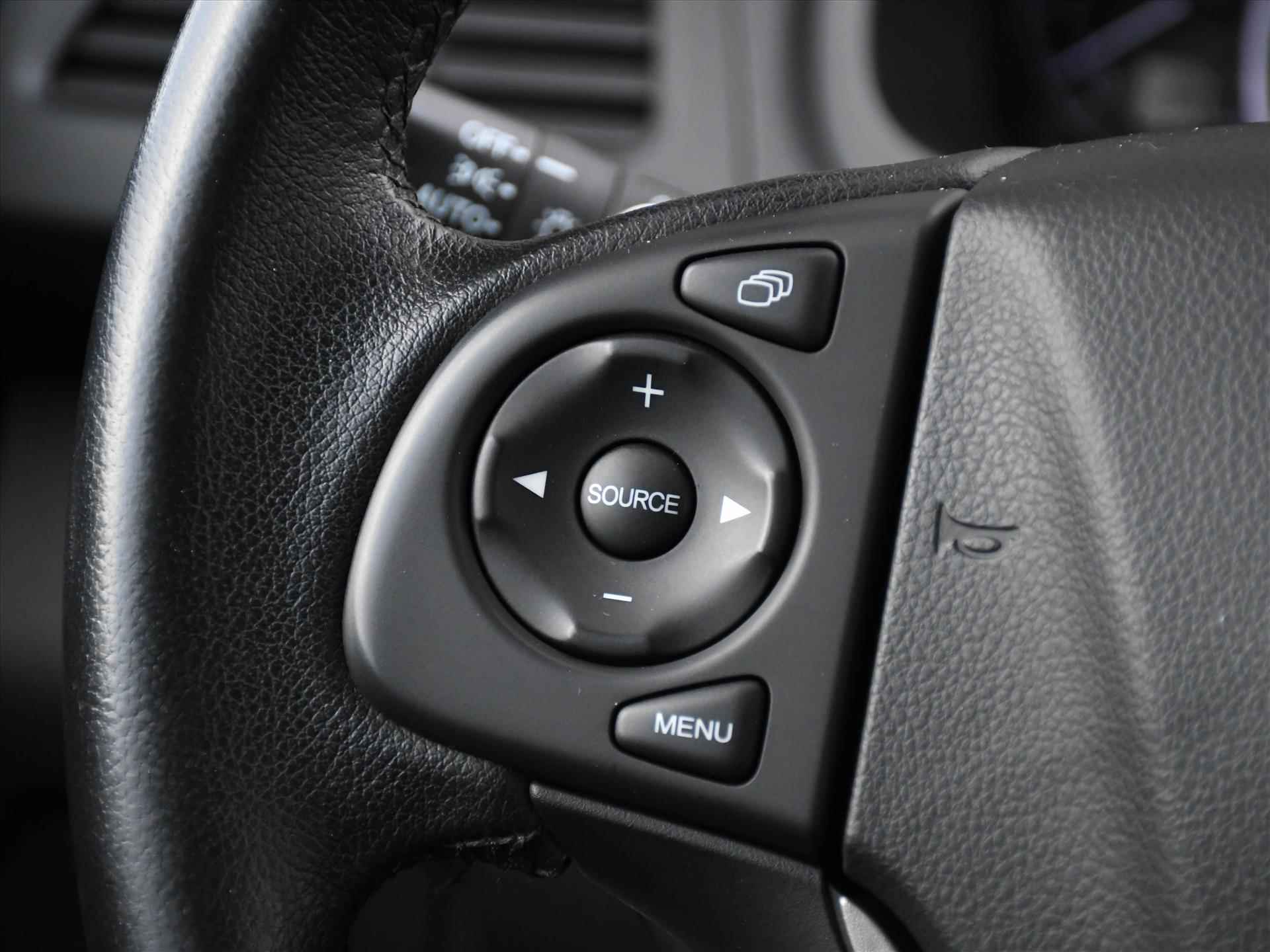 Honda CR-V Executive 2.0 I-VTEC 155pk AWD Automaat NAVI | STOELVERWARMING | CRUISE | CLIMA | 18''LM | PDC + CAMERA - 24/31