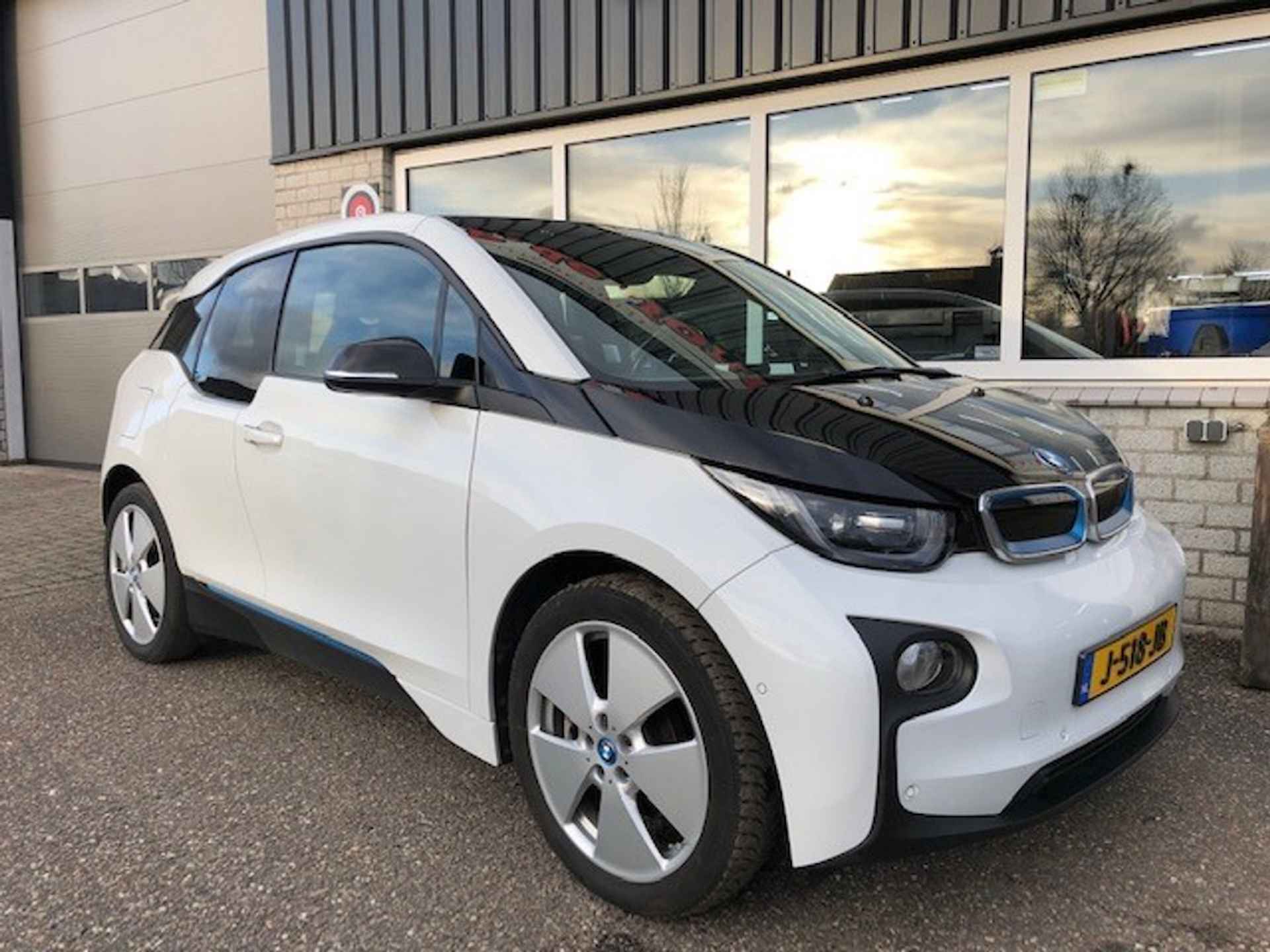 BMW I3 22 kWh   Panoramadak   Camera   Stoelverw   Cruise - 3/29