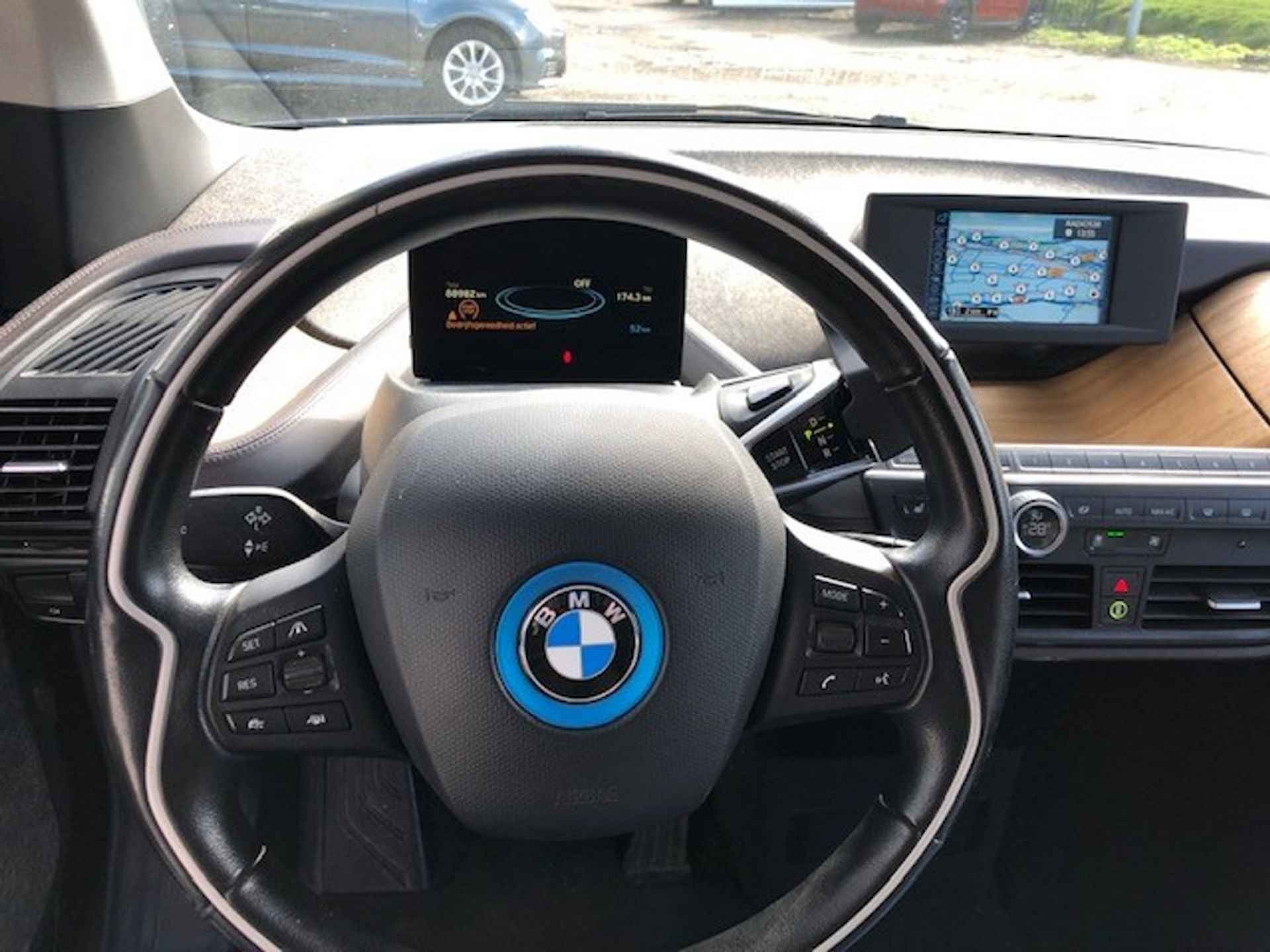 BMW I3 22 kWh   Panoramadak   Camera   Stoelverw   Cruise - 7/29