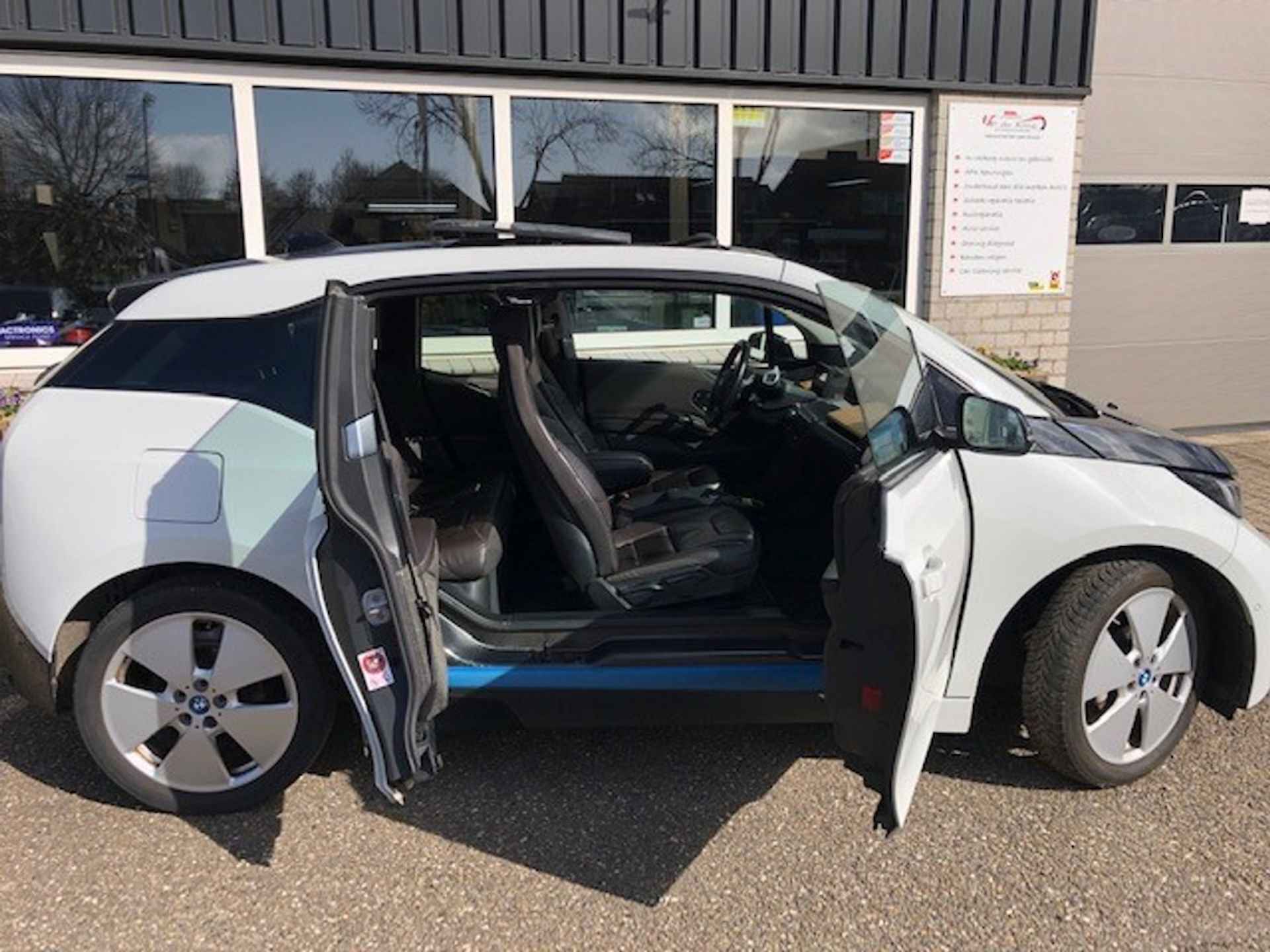 BMW I3 22 kWh   Panoramadak   Camera   Stoelverw   Cruise - 20/29