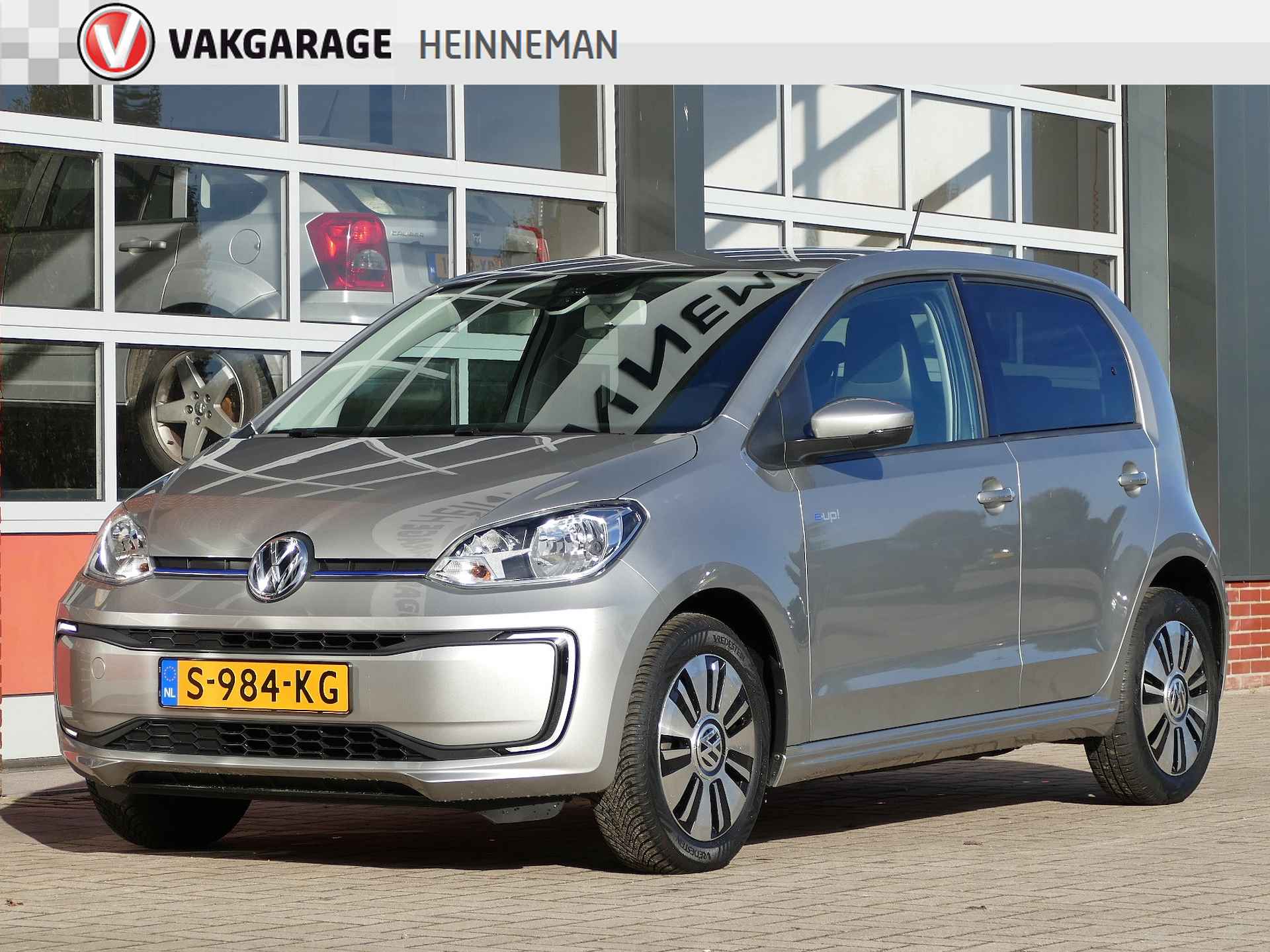Volkswagen e-Up! | cruise control |stoelverwarming | all-season-banden | €2000,- subsidie mogelijk - 1/44