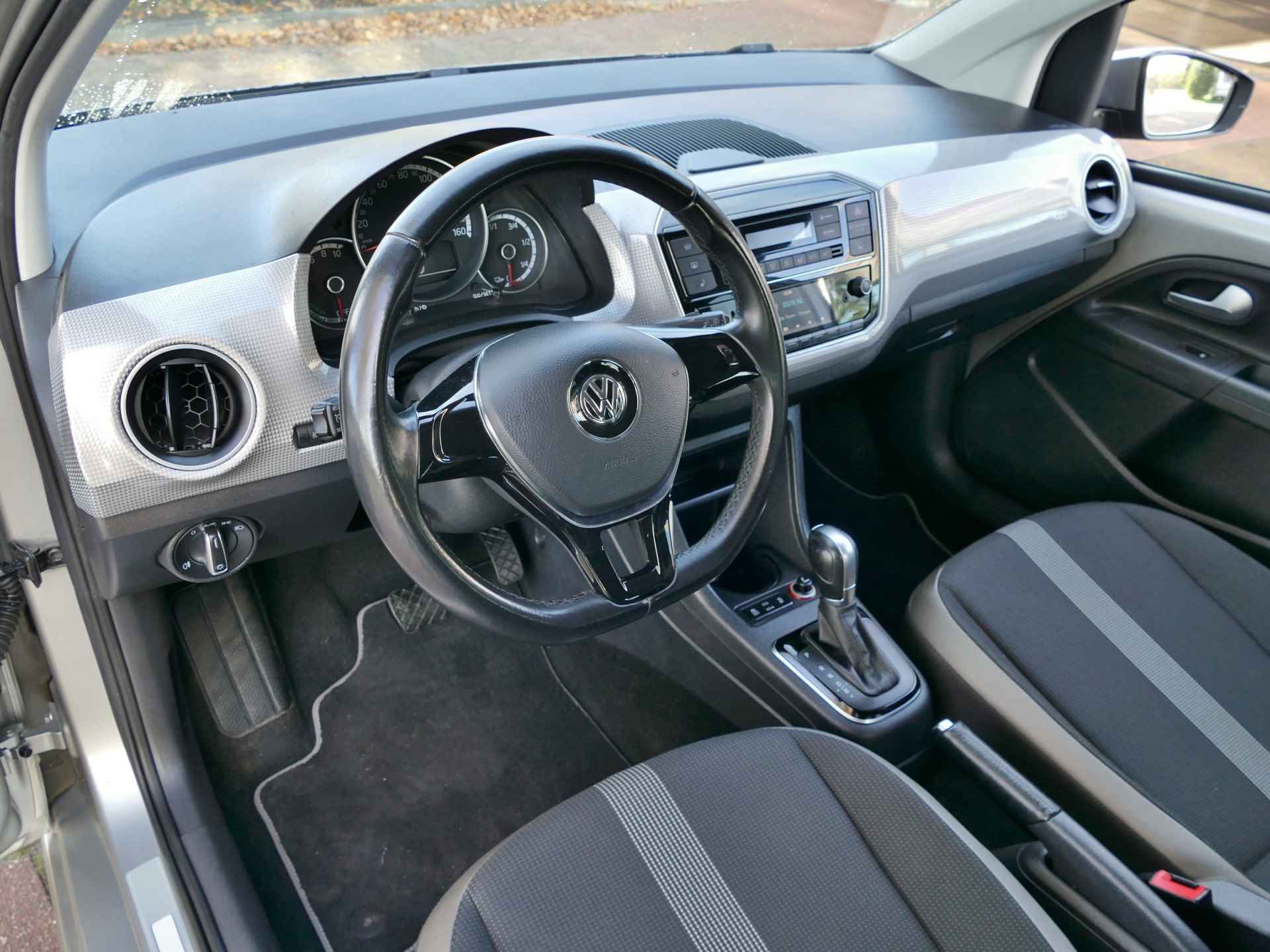 Volkswagen e-Up! | cruise control |stoelverwarming | all-season-banden | €2000,- subsidie mogelijk - 28/44