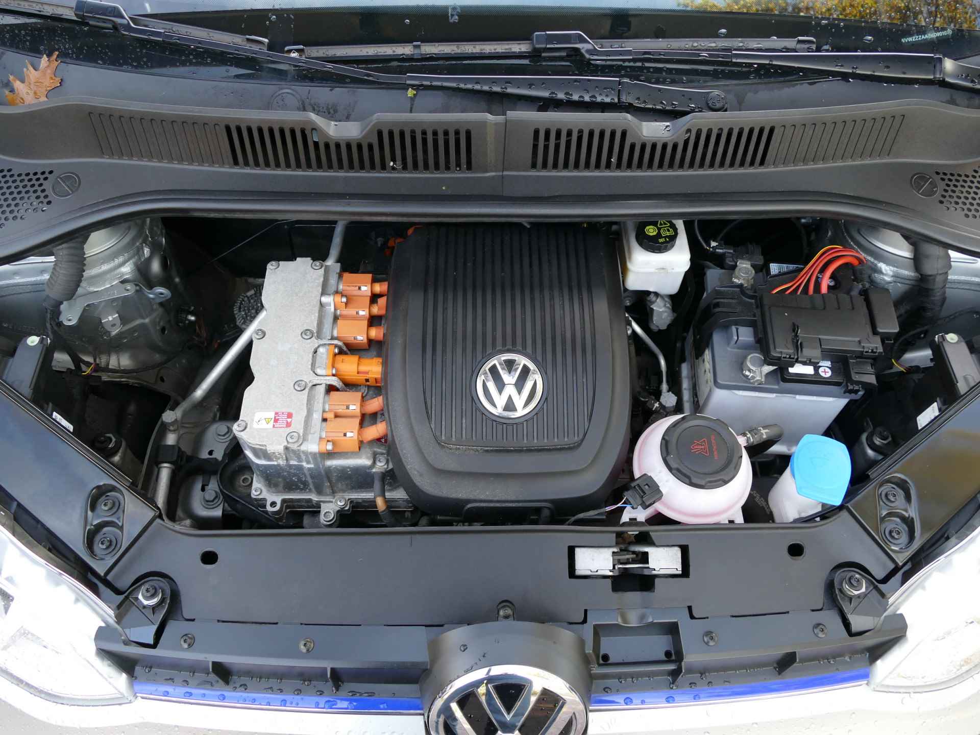 Volkswagen e-Up! | cruise control |stoelverwarming | all-season-banden | €2000,- subsidie mogelijk - 42/44