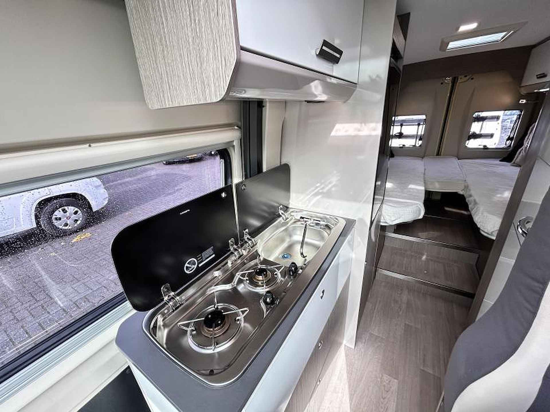 Chausson V697  enkele-bedden/2020/Euro-6 - 13/24